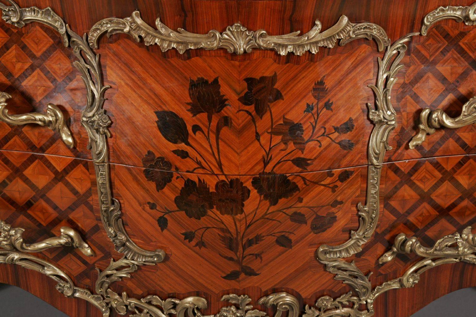 Tulipwood 20th Century Louis XV Style tulipwood French Commode