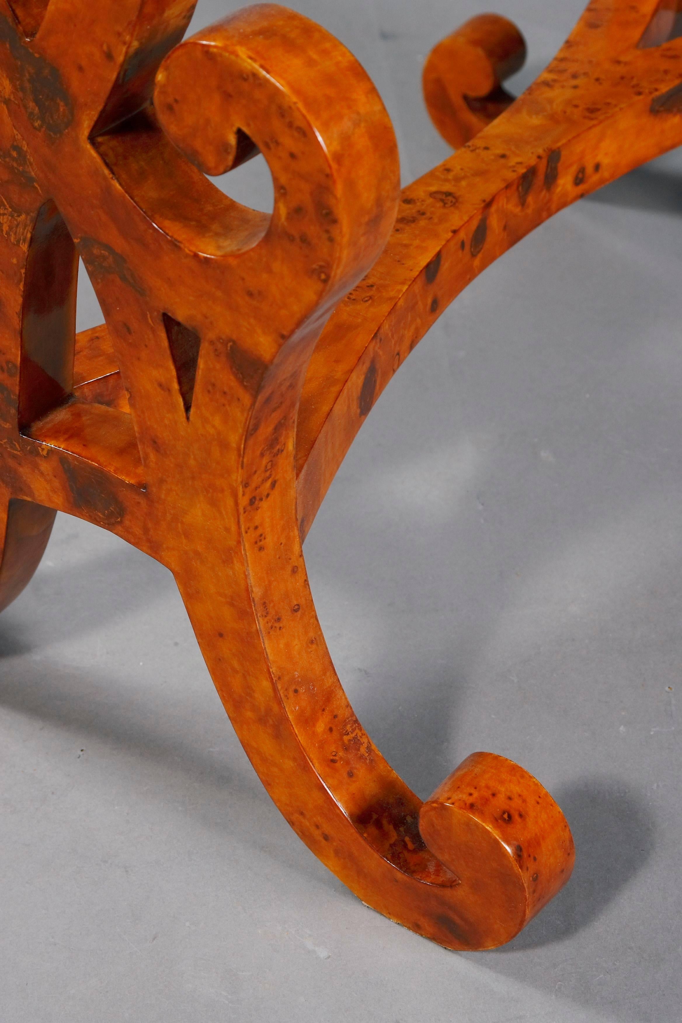 Table de salon de style Biedermeier de Vienne du XXe siècle en vente 4