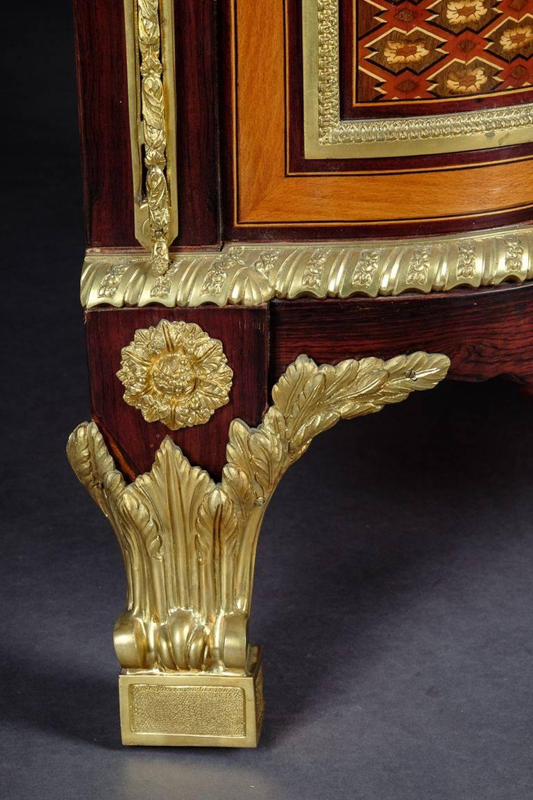 20th Century Louis XV Style Corner Commode After Jean Henri Riesener 4