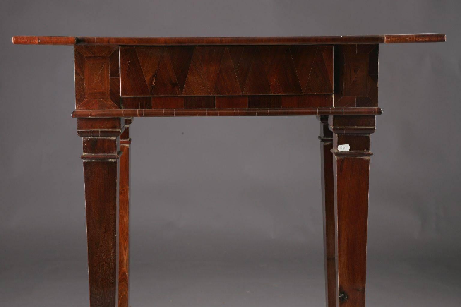 18th Century Classicm  Side Table In Good Condition In Berlin, DE