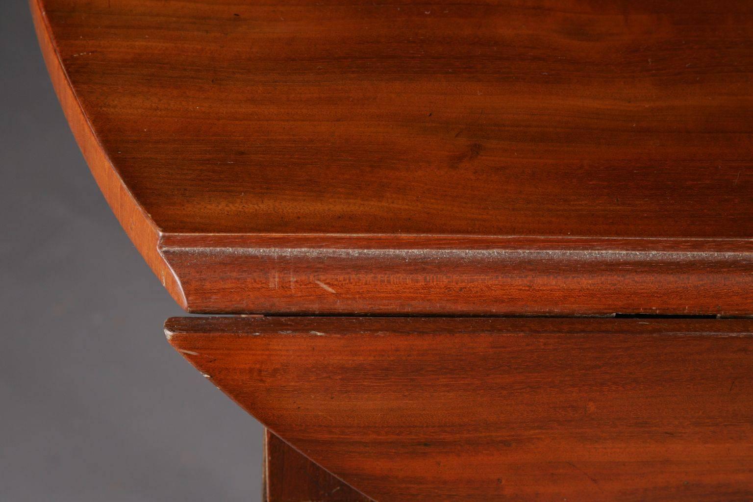 Table pliante Biedermeier du 19ème siècle en vente 2