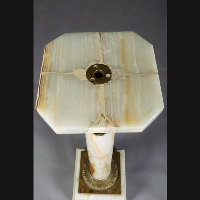 19th Century Napoleon III Style Onyx Marble Column For Sale at 1stDibs