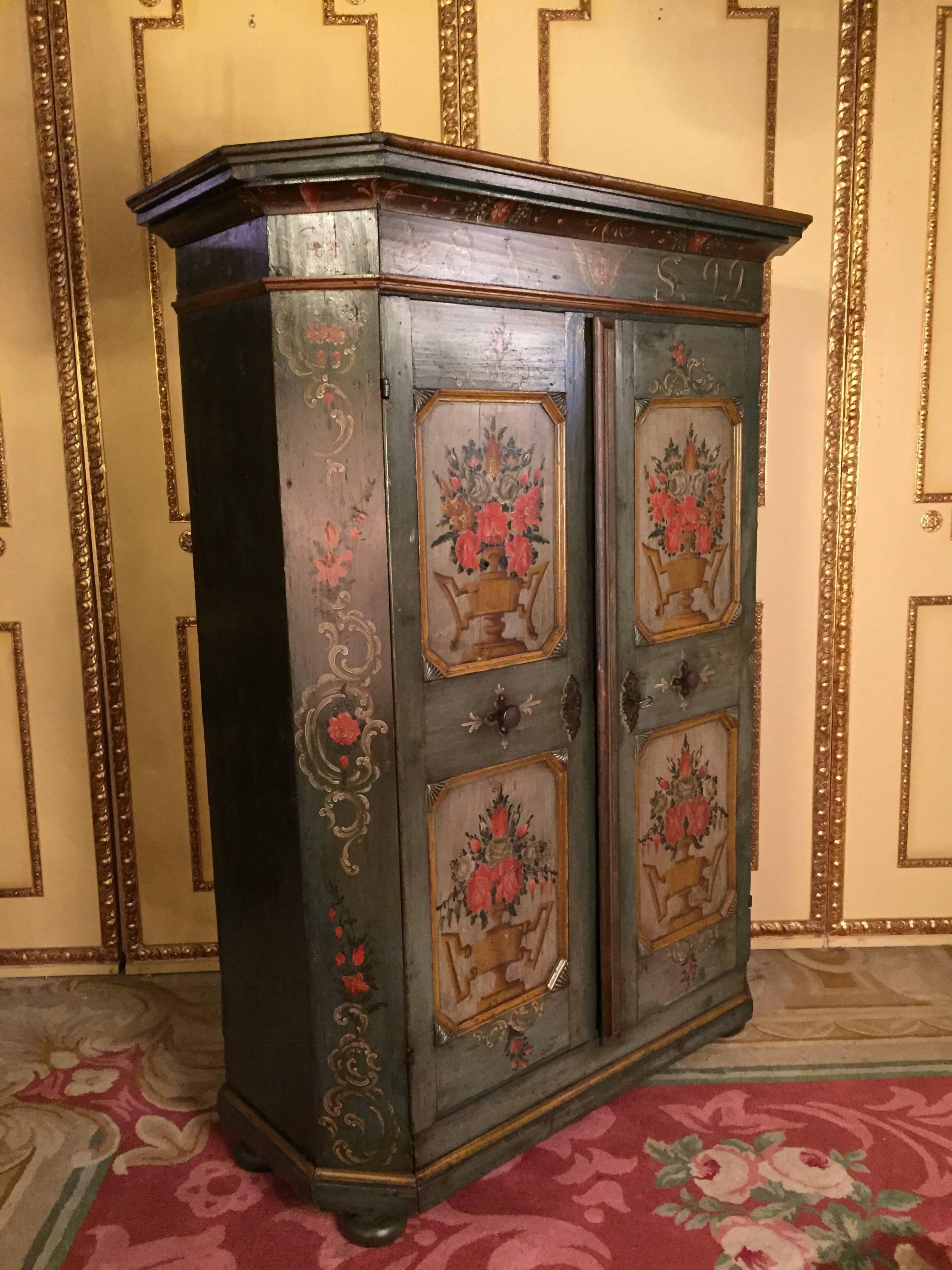19th Century Country House Wardrobe Germany dated 1822 In Good Condition In Berlin, DE