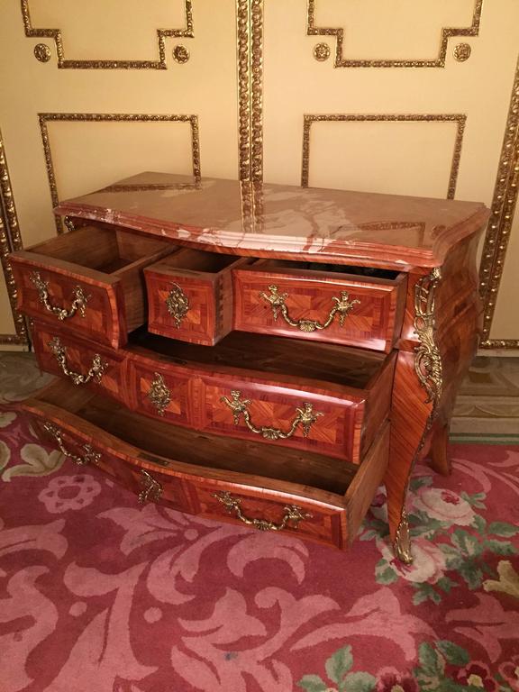 20th Century Italian Baroque Style Commode Rosewood 1
