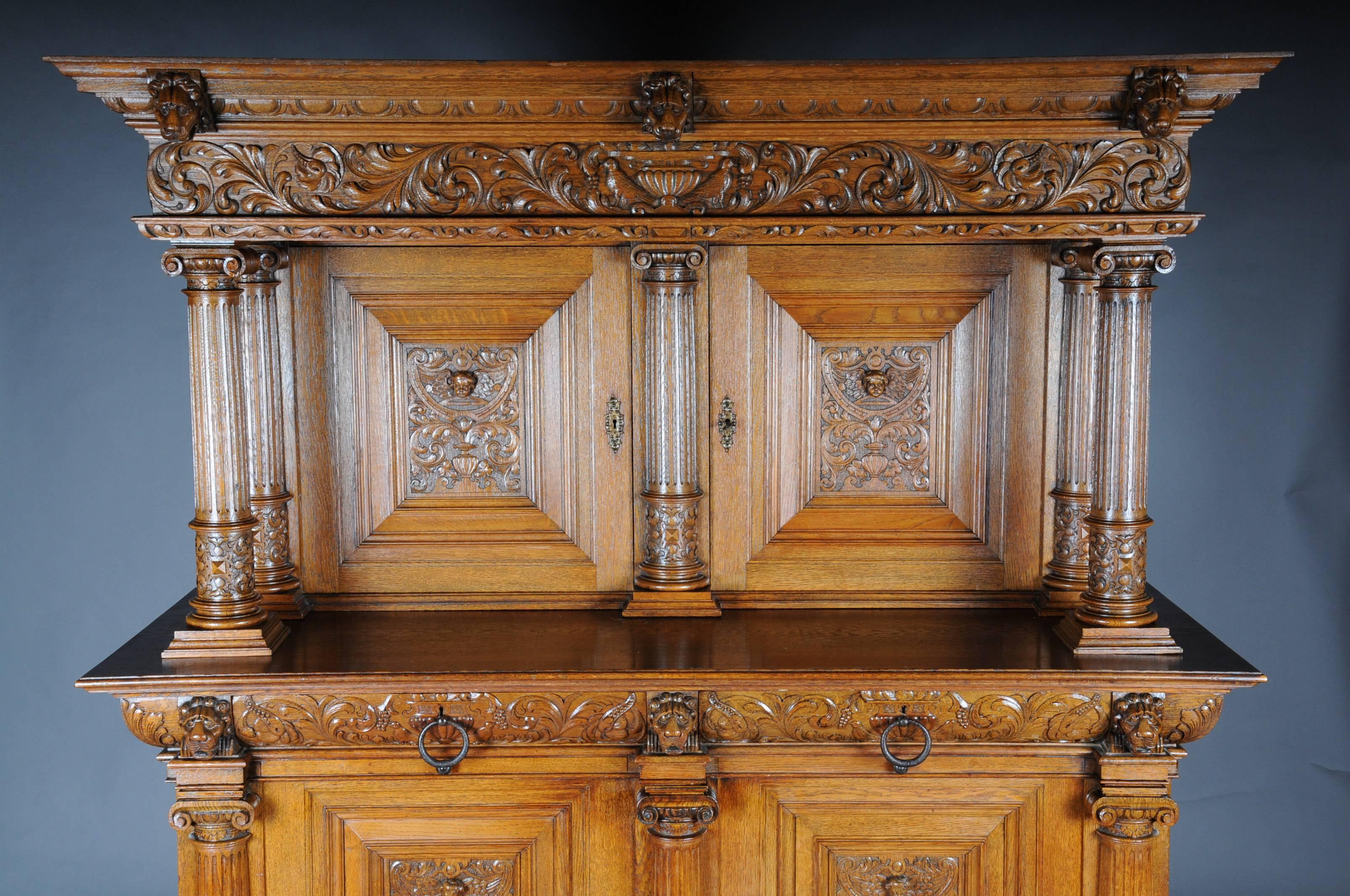 19th Century Neo Renaissance Cabinet Buffet, Solid Oak In Good Condition For Sale In Berlin, DE