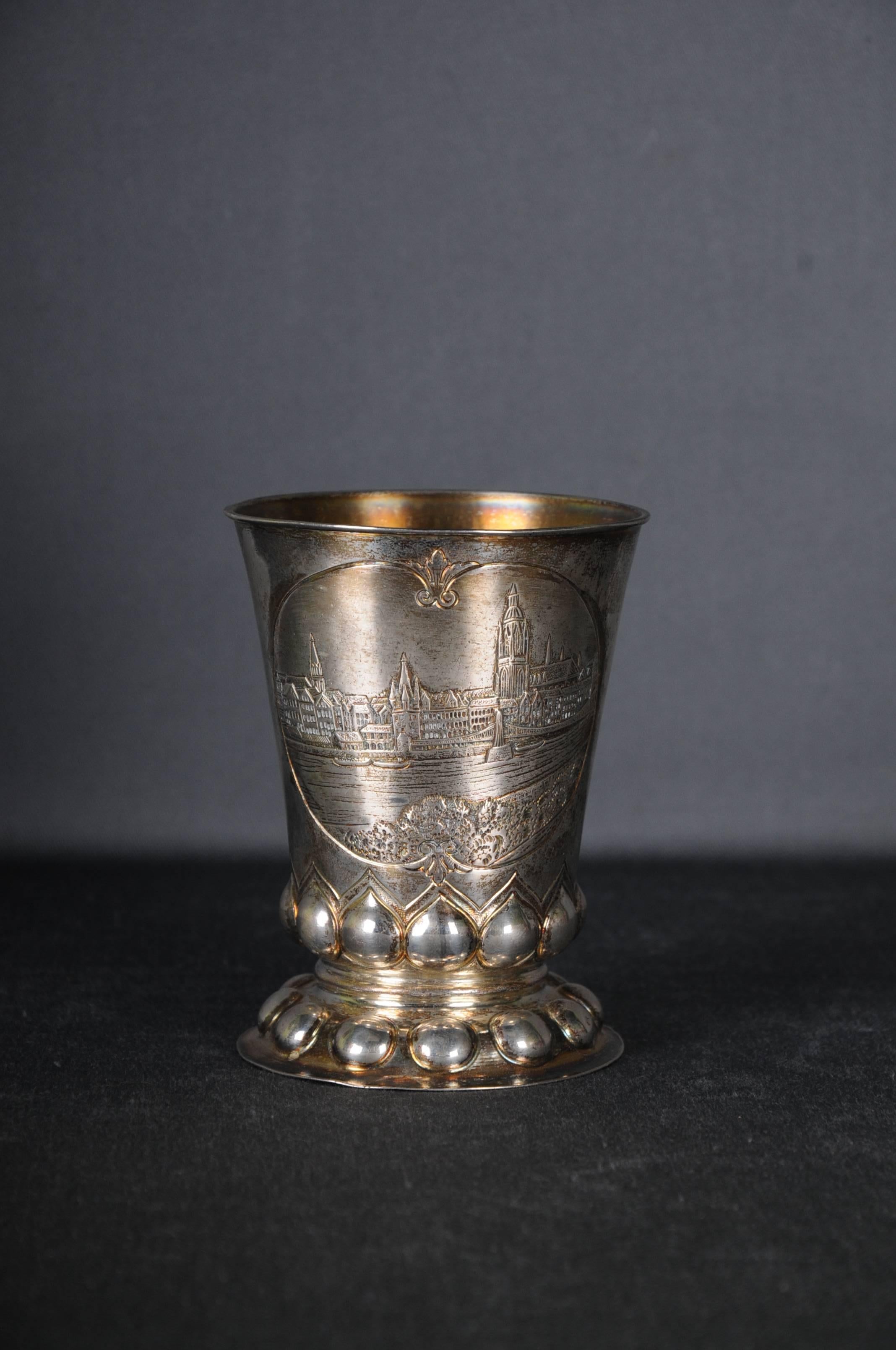 Antike Silber-Fußbecherschale 800er Silber Germany Cup, vergoldet, deutsche Stadtansicht  (19. Jahrhundert) im Angebot