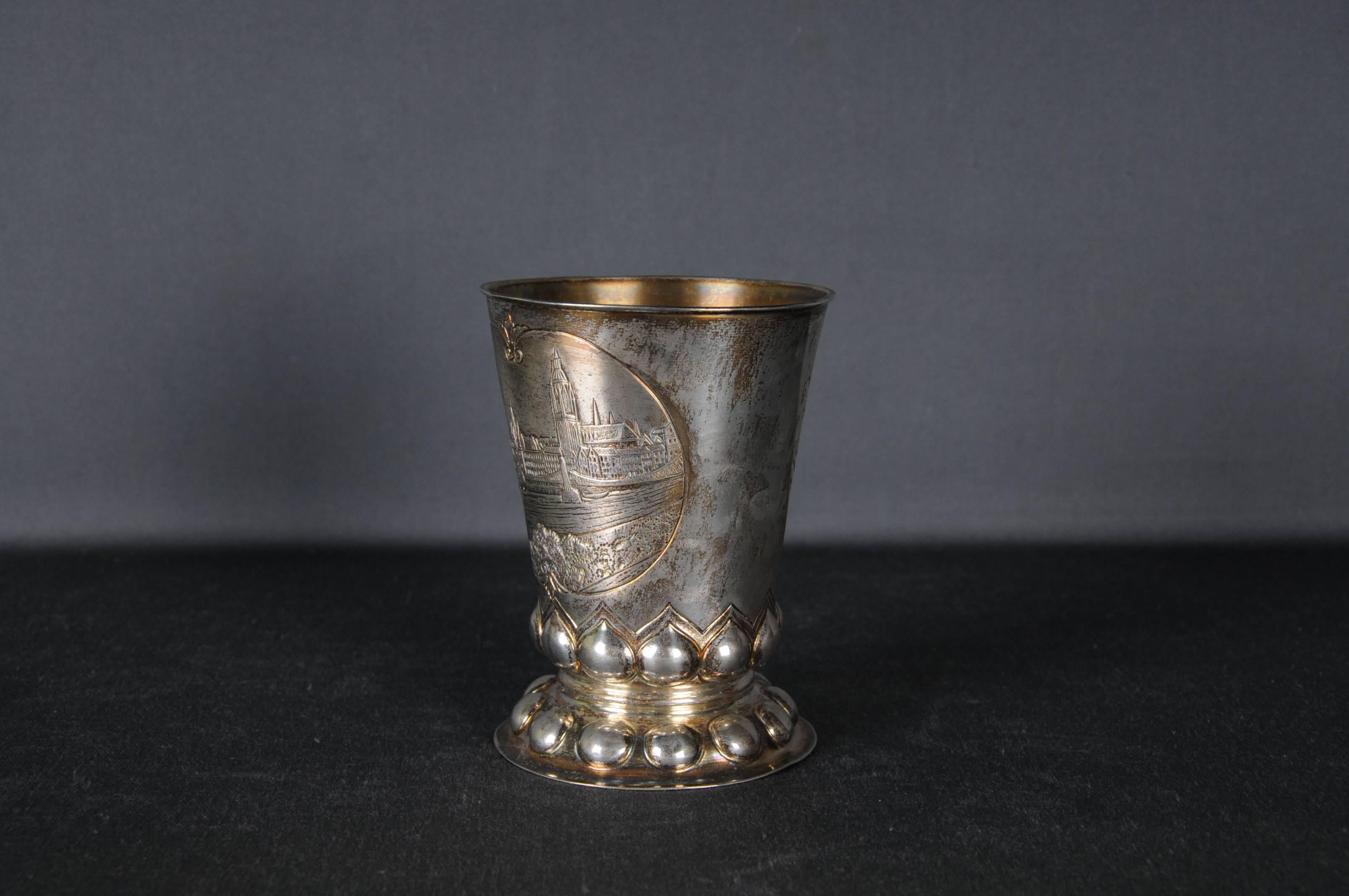 Antike Silber-Fußbecherschale 800er Silber Germany Cup, vergoldet, deutsche Stadtansicht  im Angebot 1