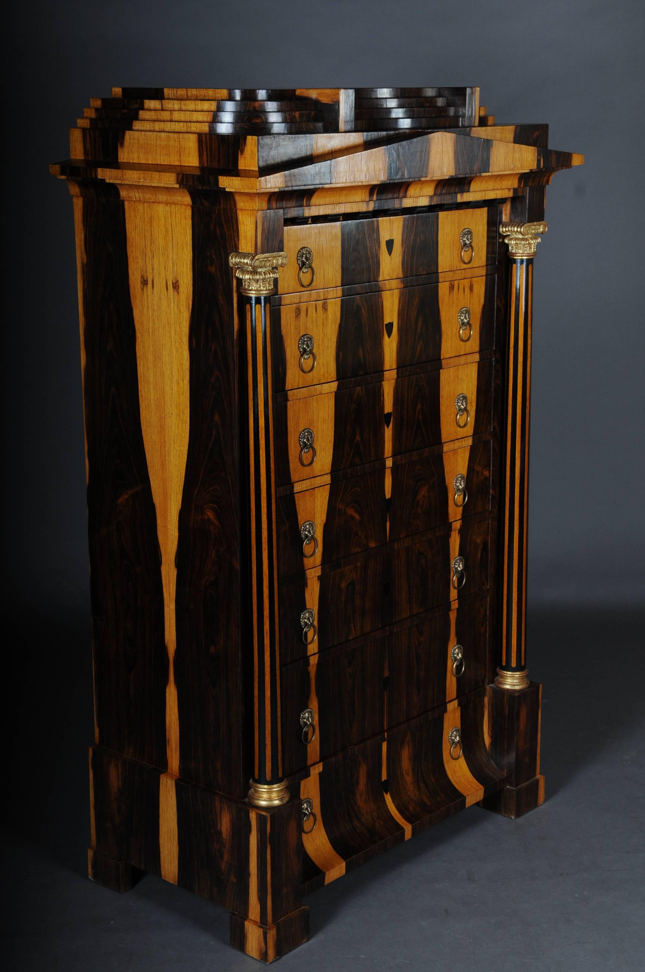 Palisander on solid pinewood, carved and with gold hand-painted base and capitals.
High quality.

 (O-Sam-22)