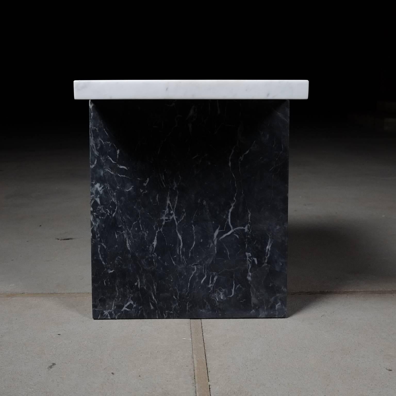 Minimalist Coulee, Contemporary Marble Side Table For Sale