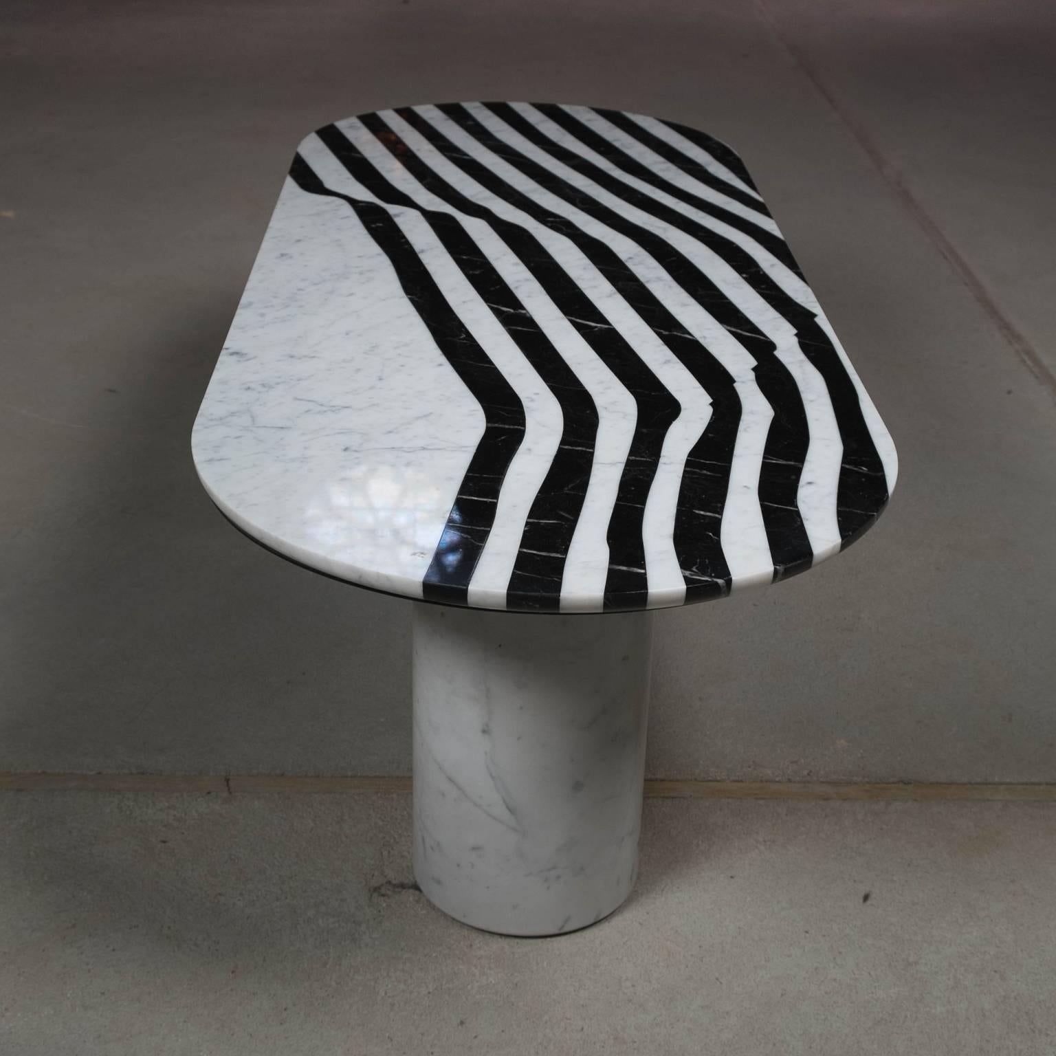 Other Veiled Side Table Oval, Contemporary Inlaid Black and White Marble For Sale