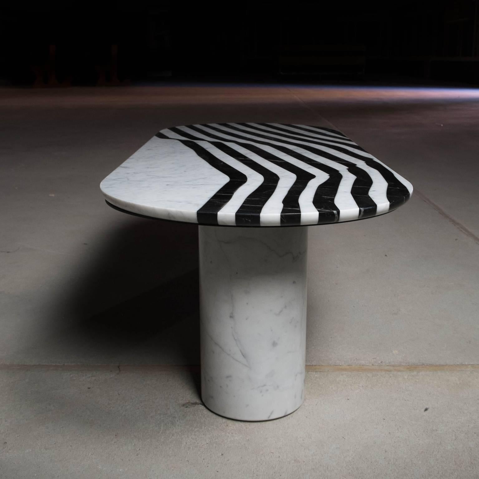 Veiled Side Table Oval, Contemporary Inlaid Black and White Marble In New Condition For Sale In London, GB