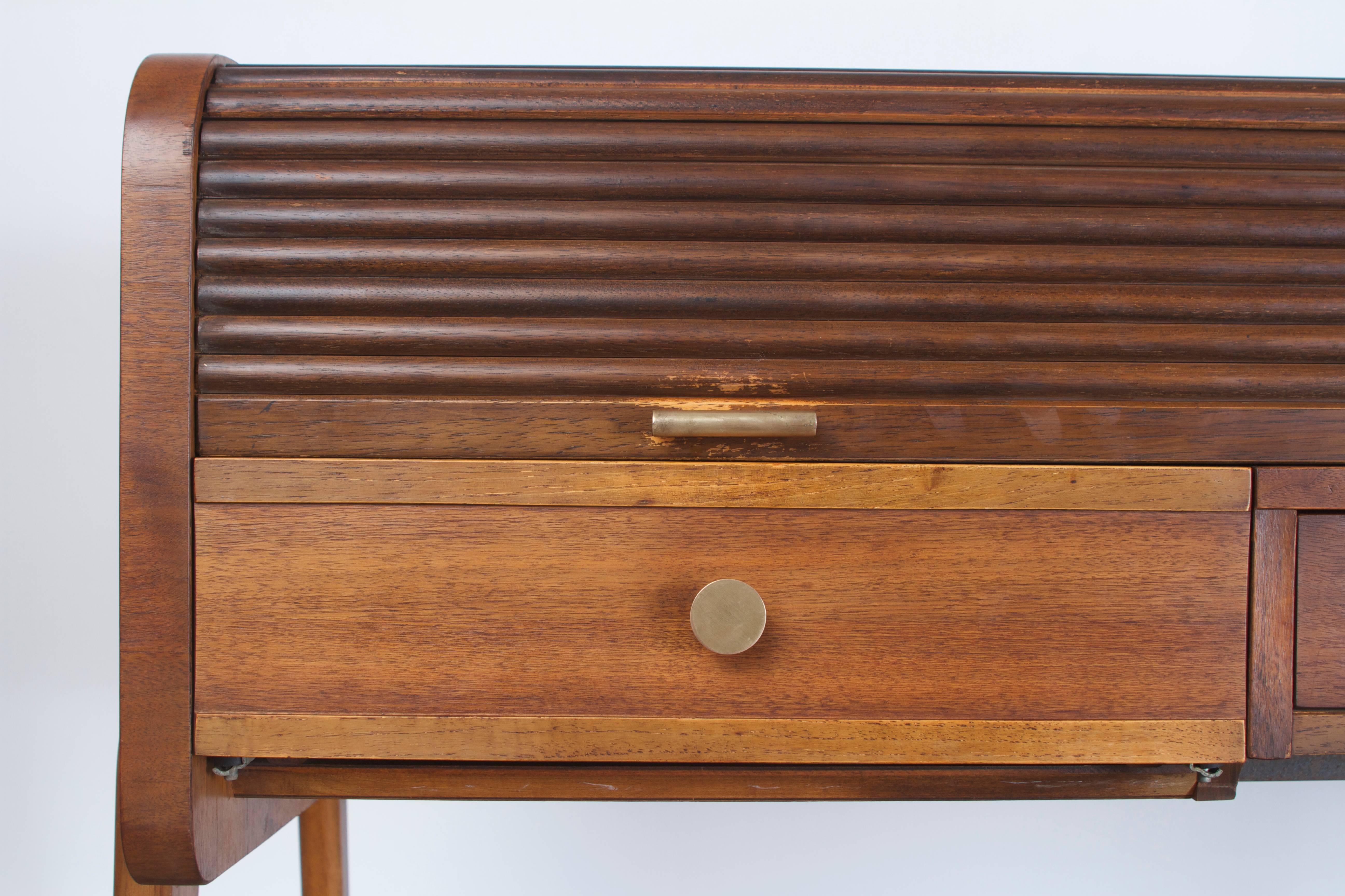 Mid-Century Modern Sligh Lowry Mid-Century Walnut Roll Top Desk For Sale
