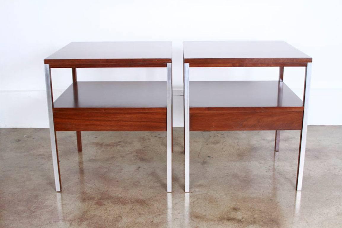 Set of excellent condition Paul McCobb for Calvin Nightstands.

Origin: America
Period: Mid-Century
Materials: Stained wood, metal
Condition: Excellent.