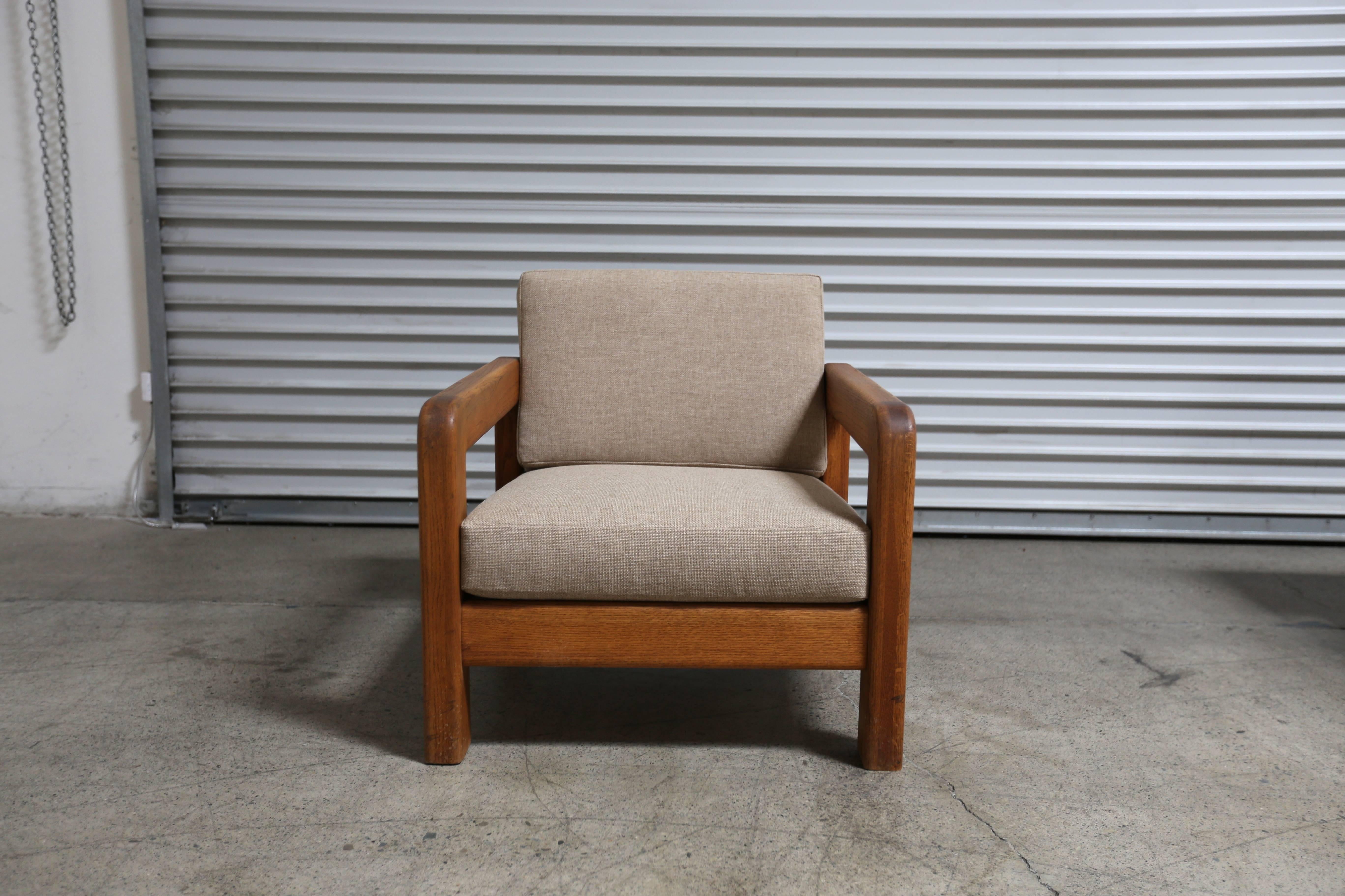 Pair of Modernist Oak Lounge Chairs 2