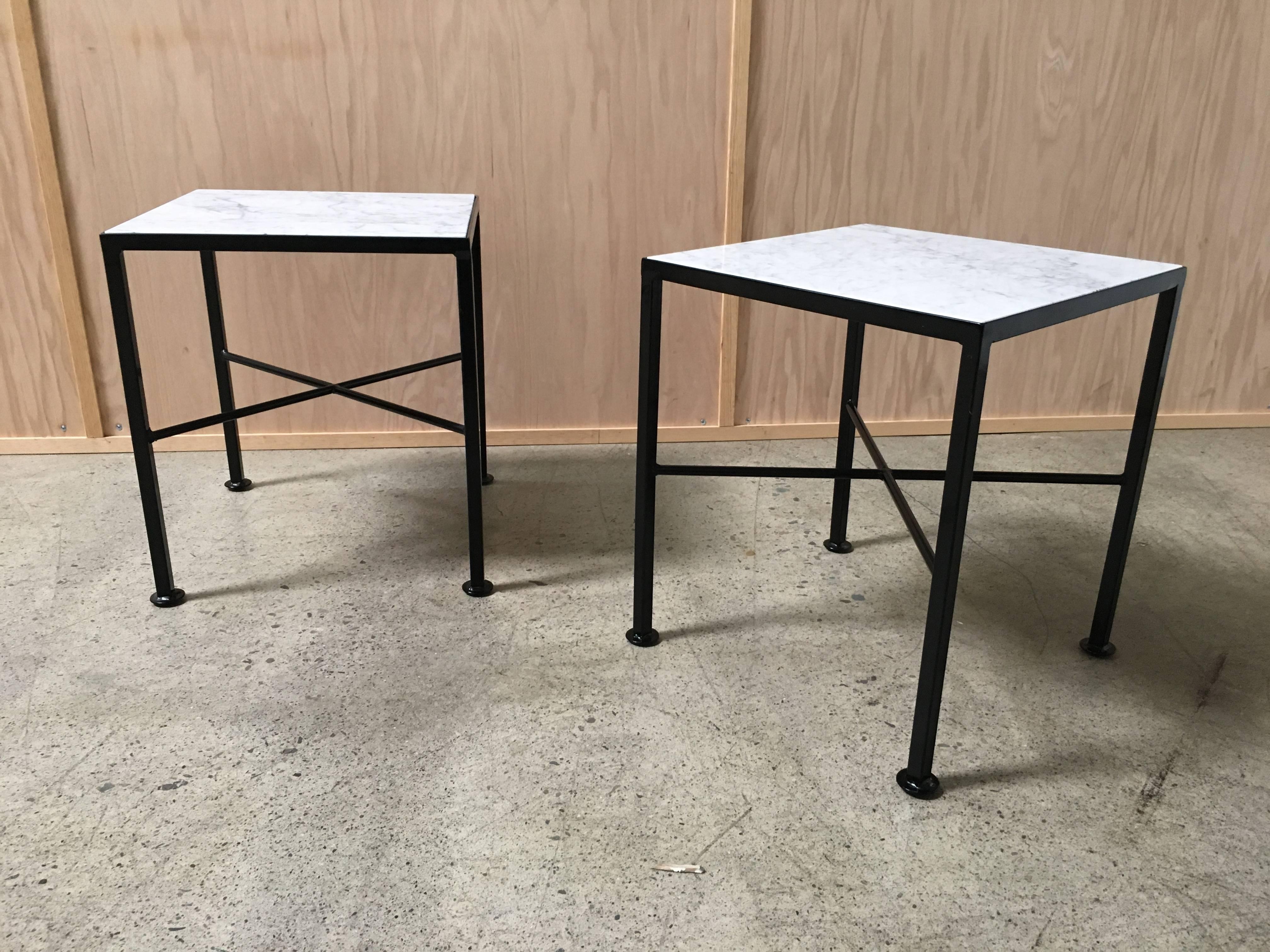Pair of Modernist End Tables with X Base In Good Condition In Denton, TX