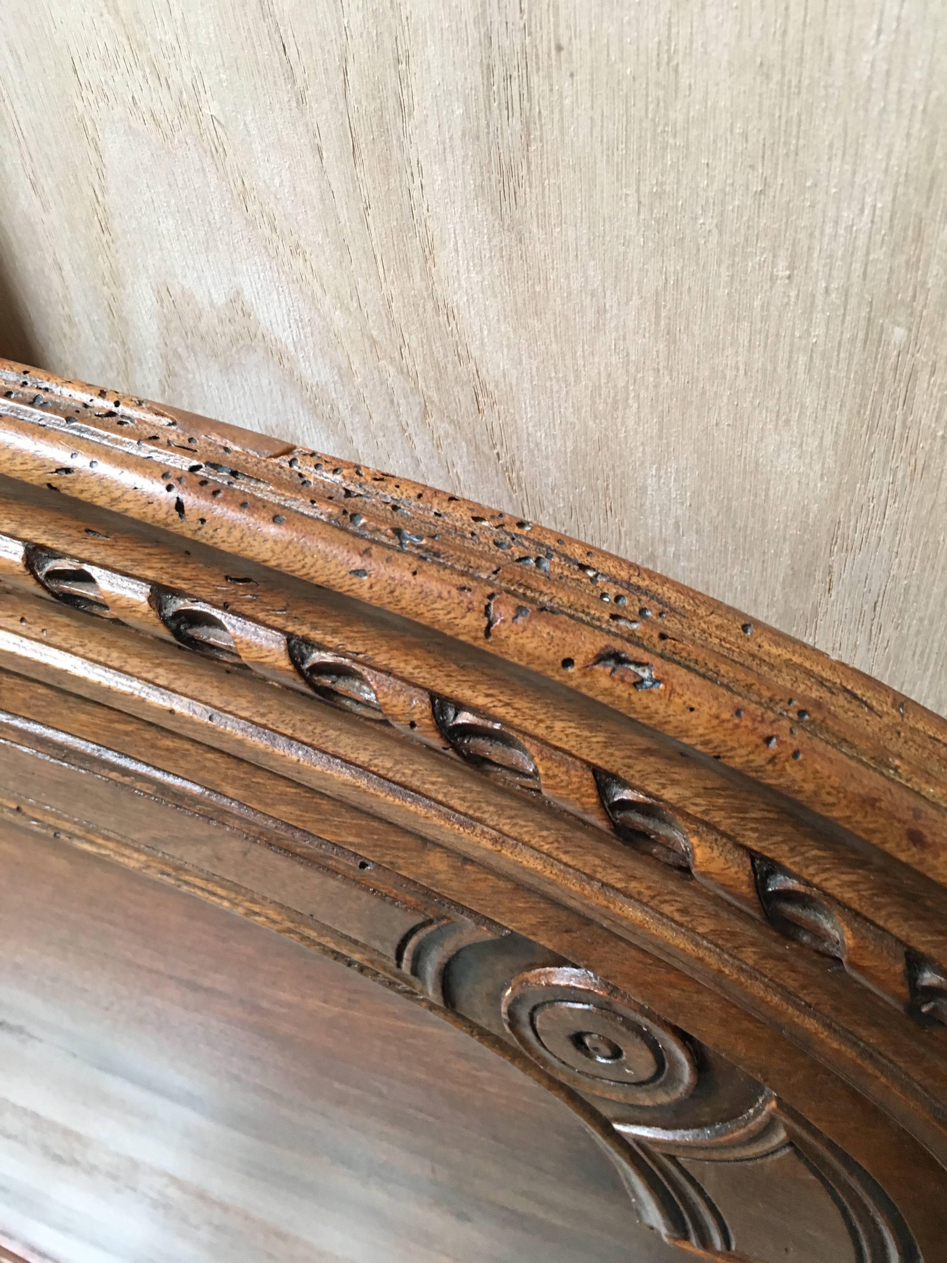 18th Century Louis XVI King-Size Headboard In Good Condition In Denton, TX