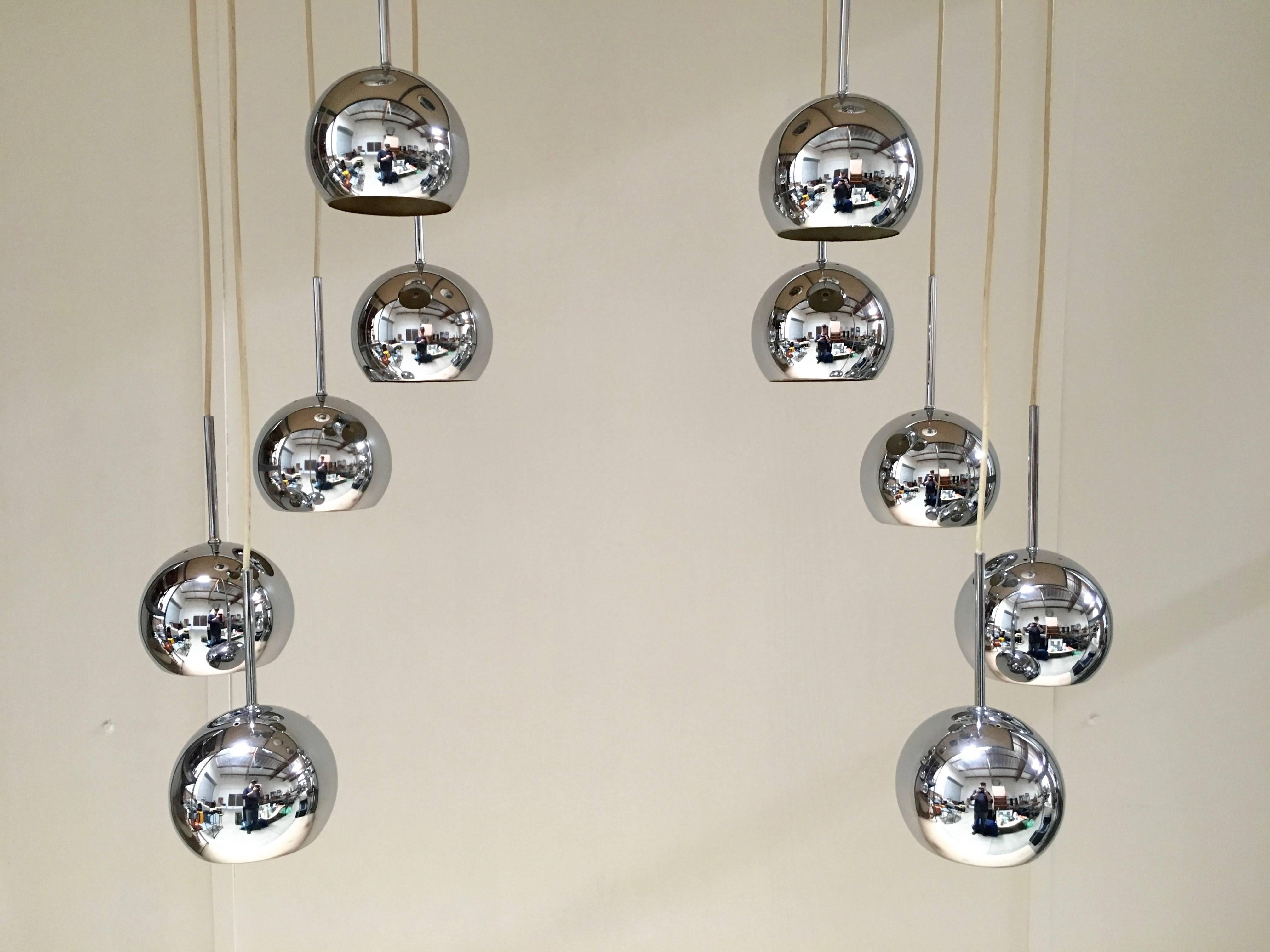 Pair of 20th Century Chrome Sphere Lamps  In Good Condition In Denton, TX