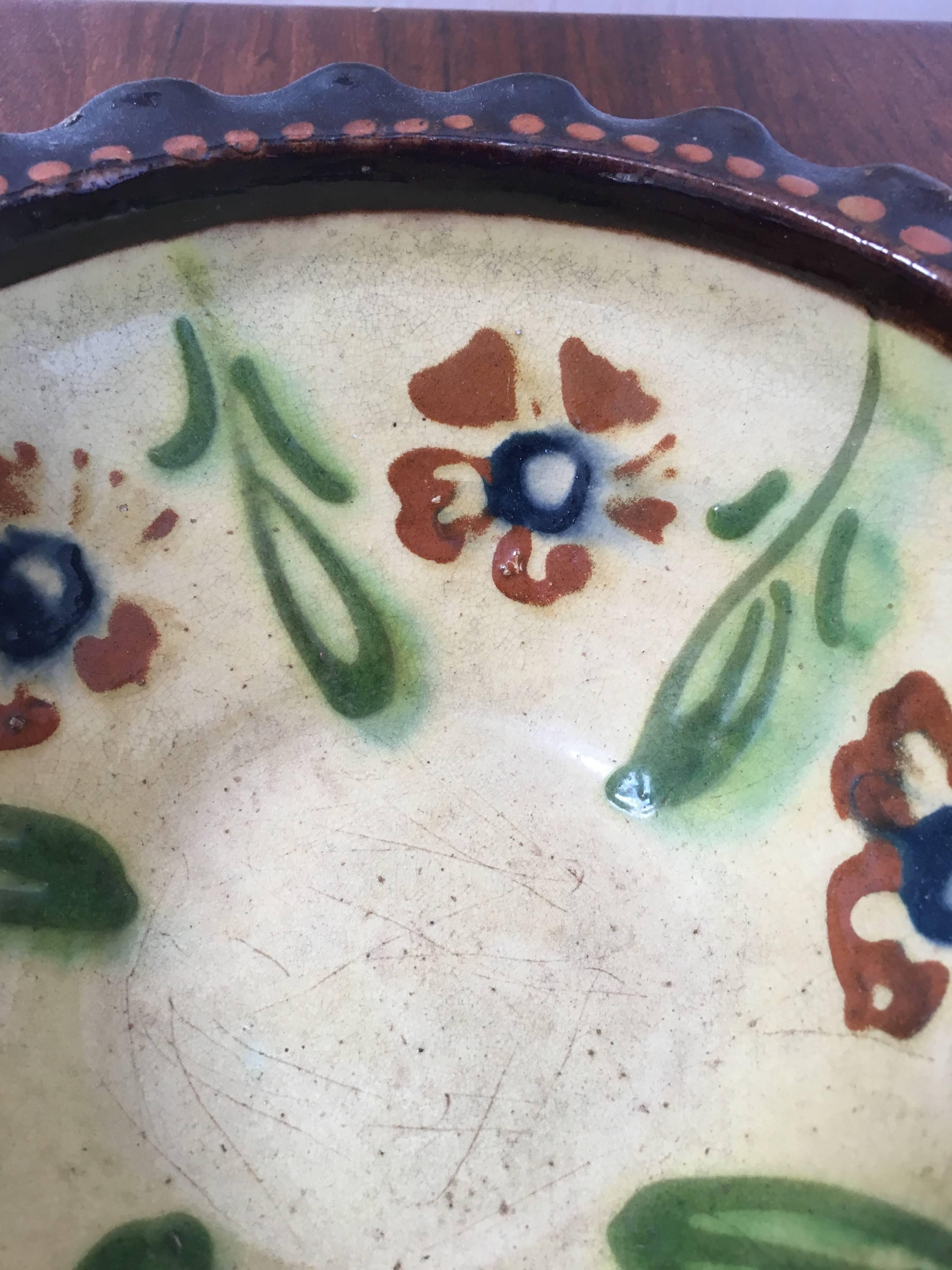 19th Century French Jaspe Bowl Hand-Painted with Floral Motive For Sale 4