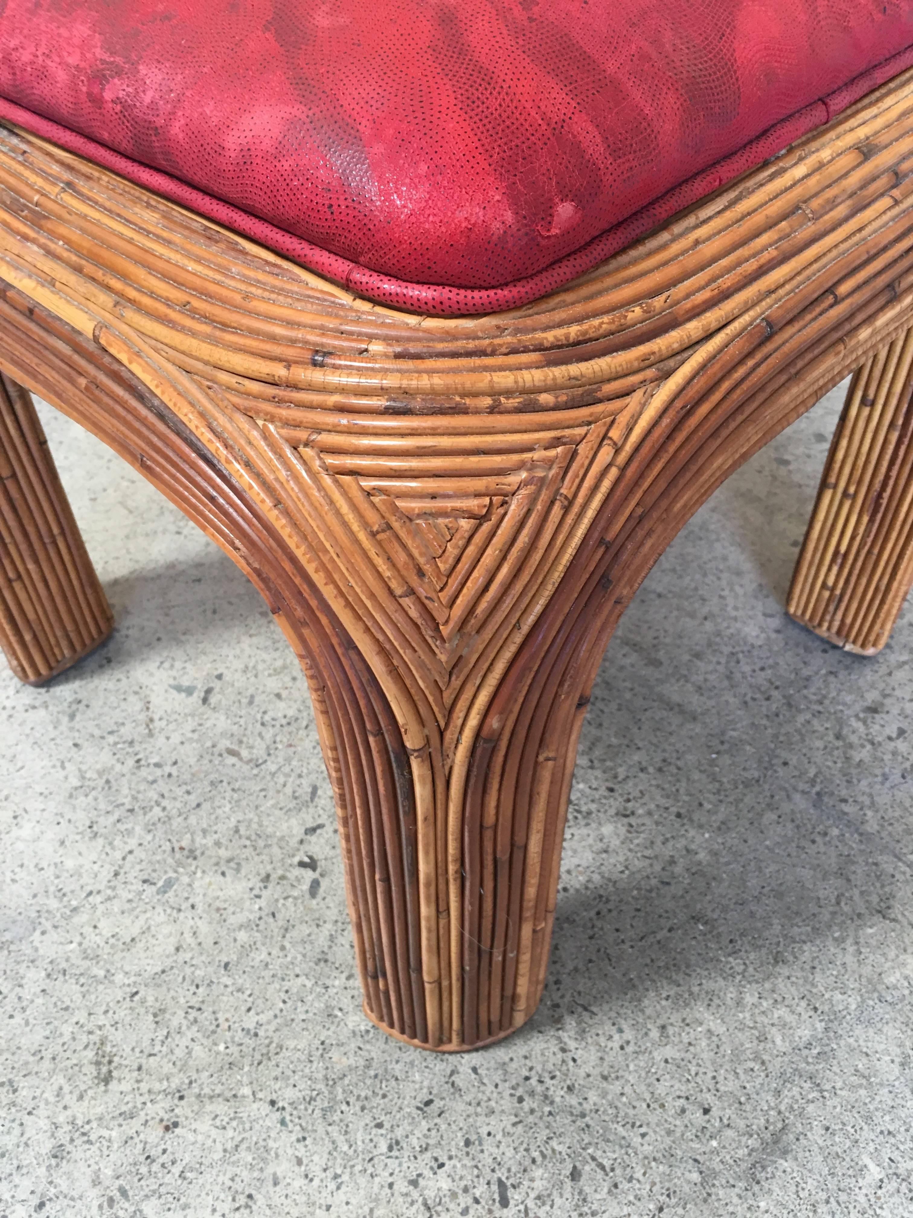 Vintage Split Bamboo Rattan Stool In Good Condition In Denton, TX