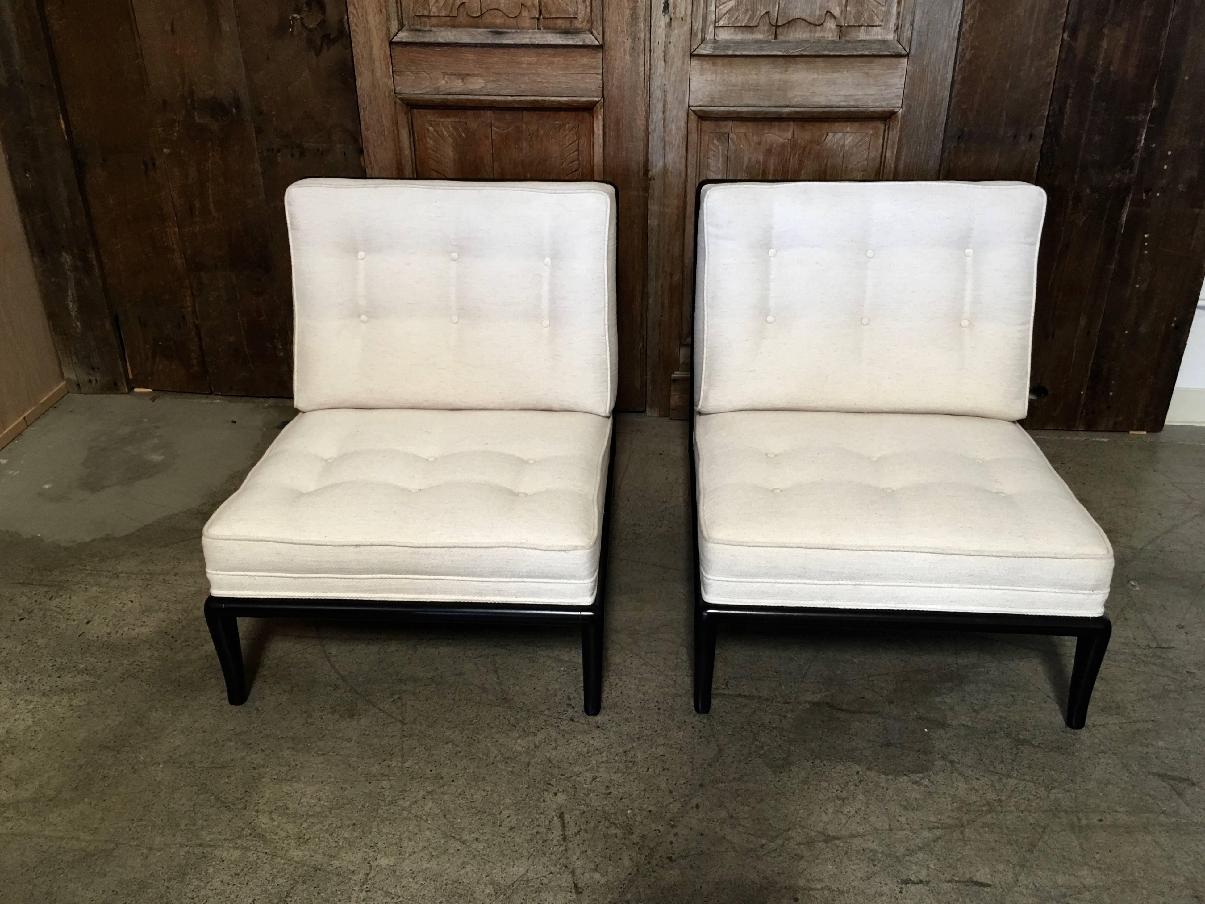 American Pair of Ebonized Lounge Chairs in the Style of Robsjohn-Gibbings
