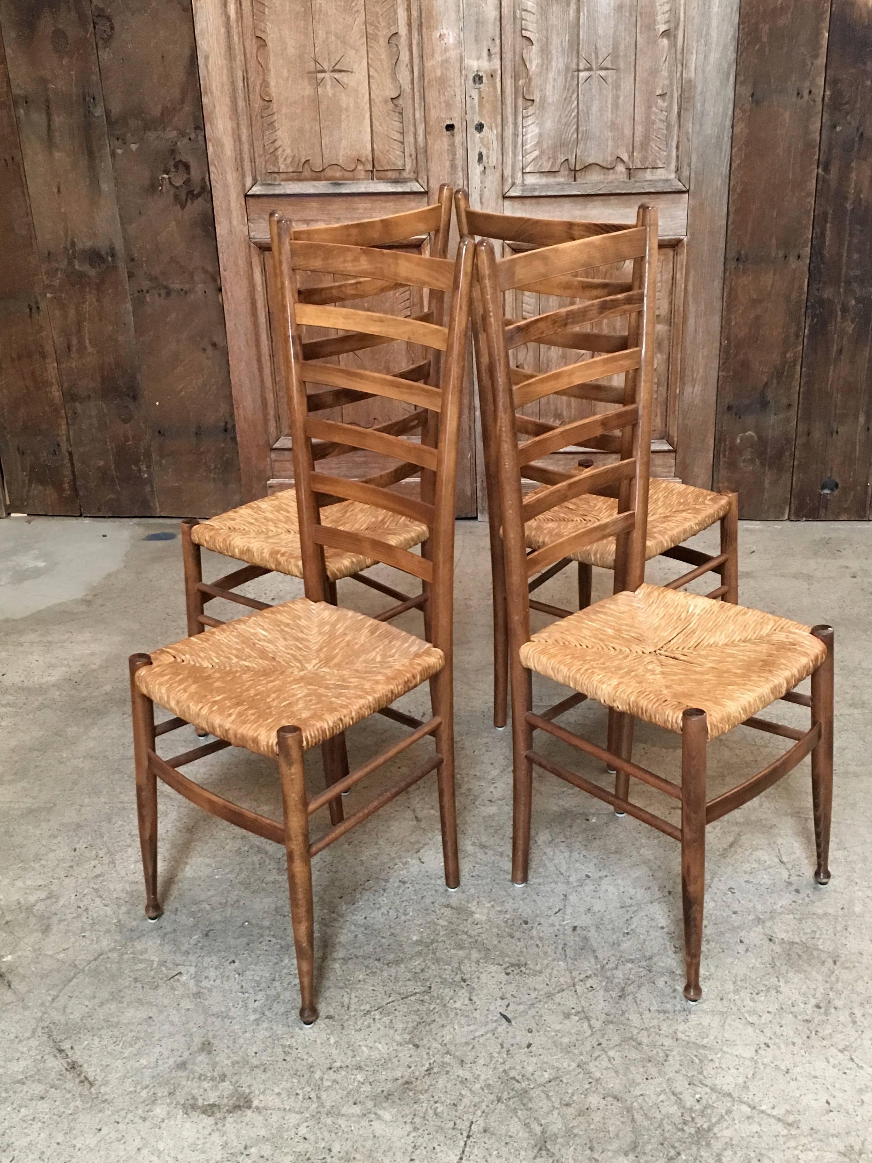 Mid-Century Modern Set of Four Italian Ladder Back Chairs in the Style of Gio Ponti