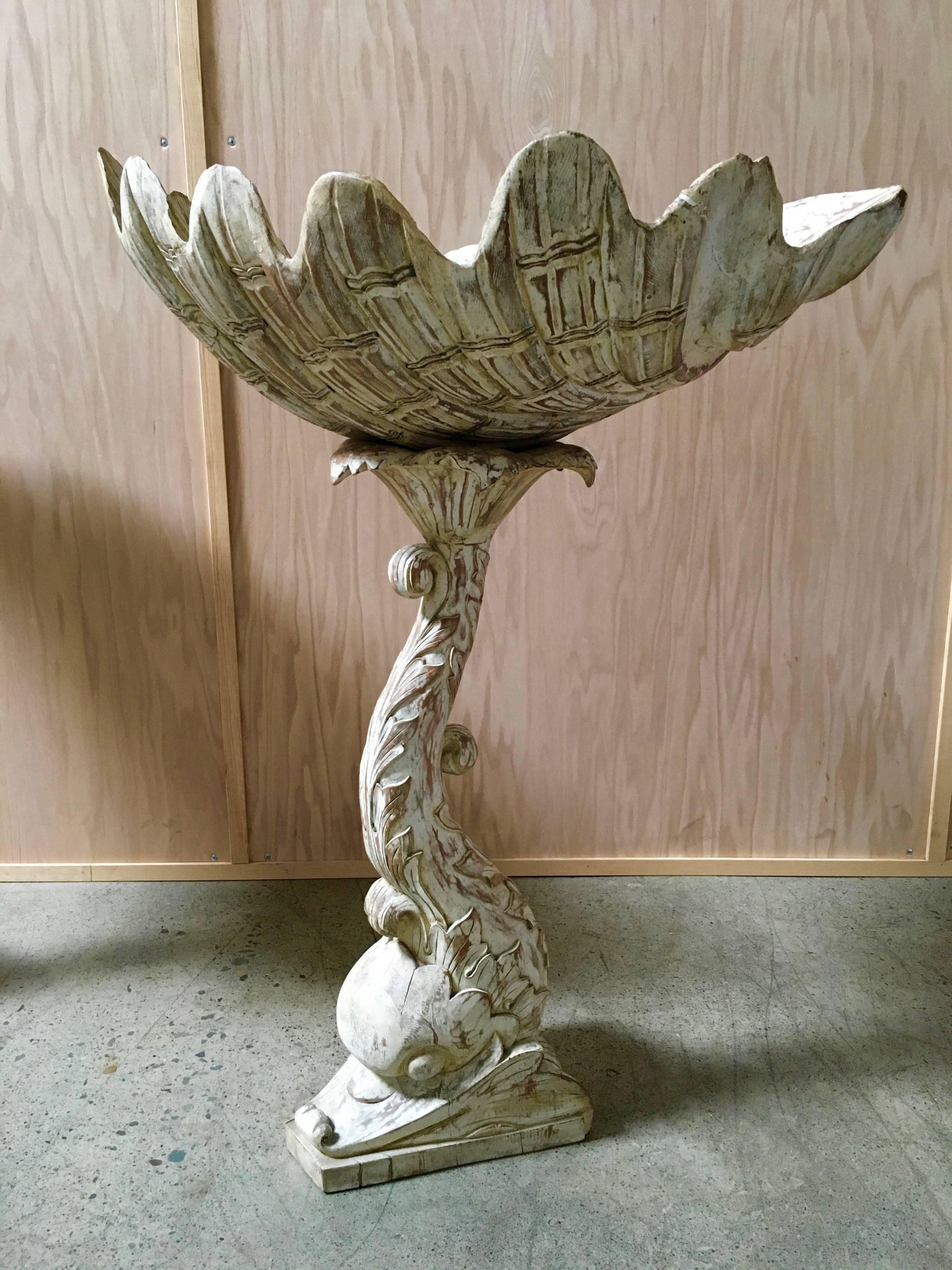 Pair of Hand-Carved Grotto Style Plant Stands In Good Condition In Denton, TX
