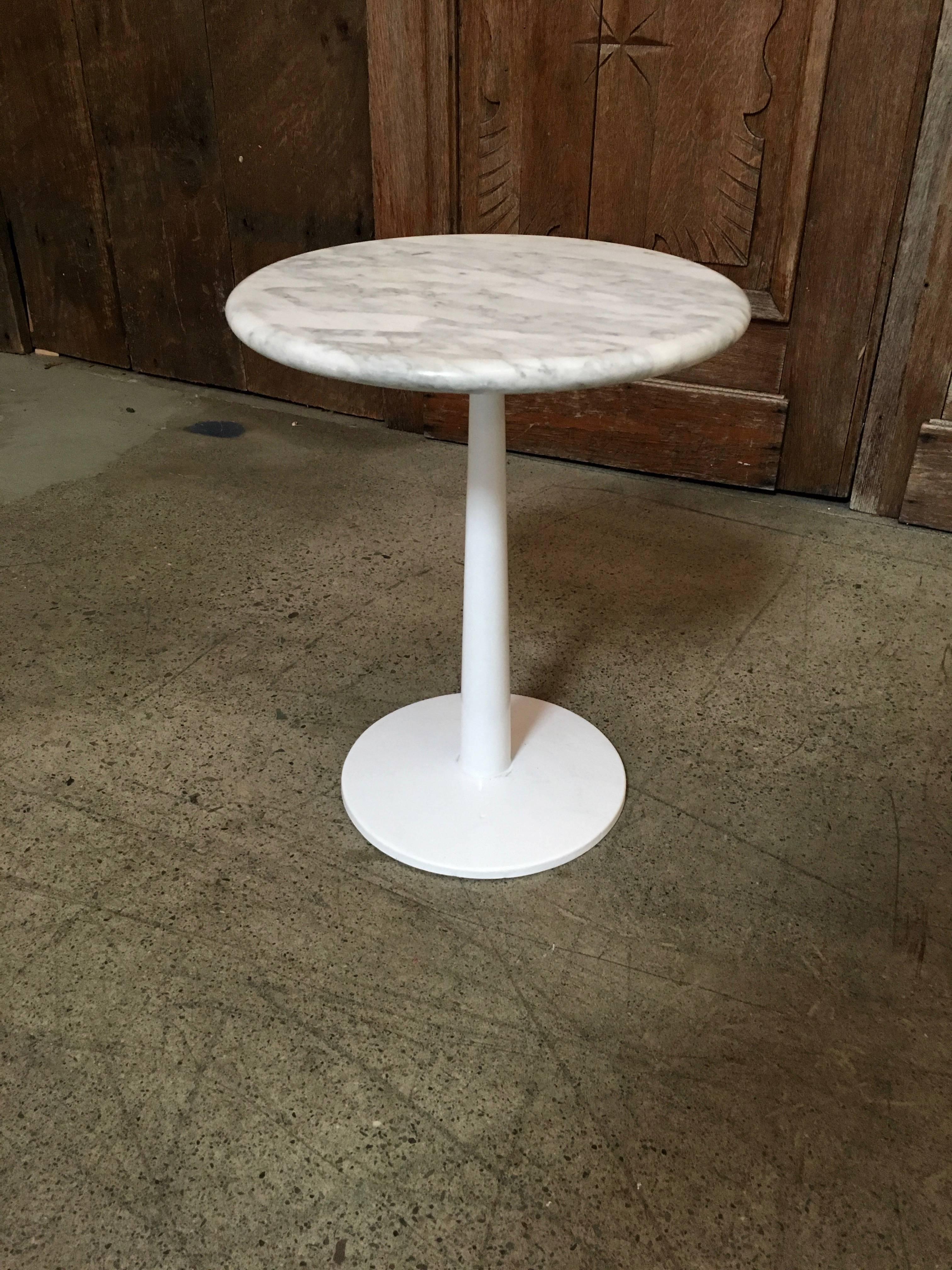Model ST - 8 with Carrara marble-top and steel base. Designed by Erwine and Estelle Laverne, circa 1960. Painted metal base with Carrara marble top.