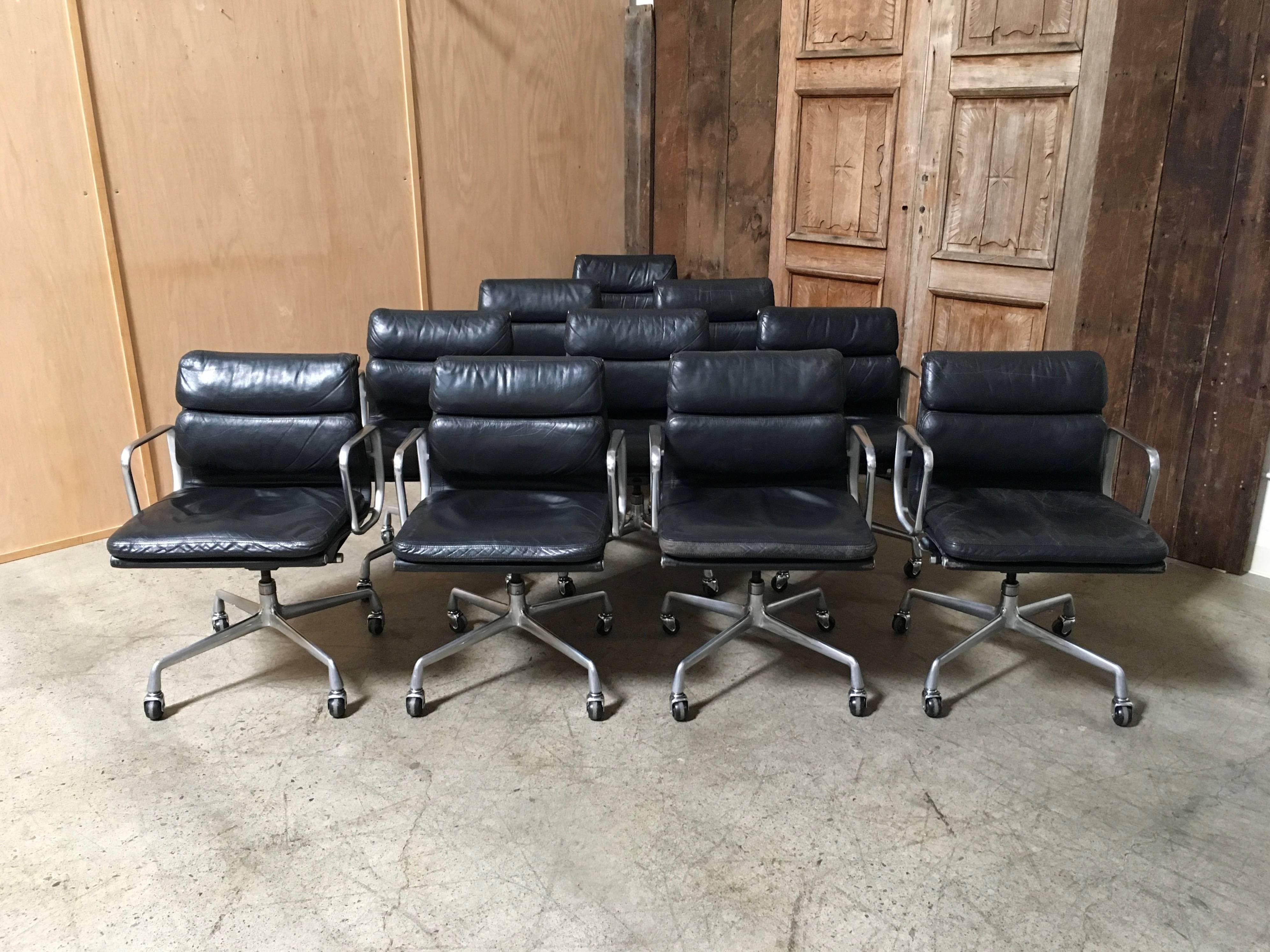 Set of Six Eames for Herman Miller Black Soft Pad Management Chairs 1