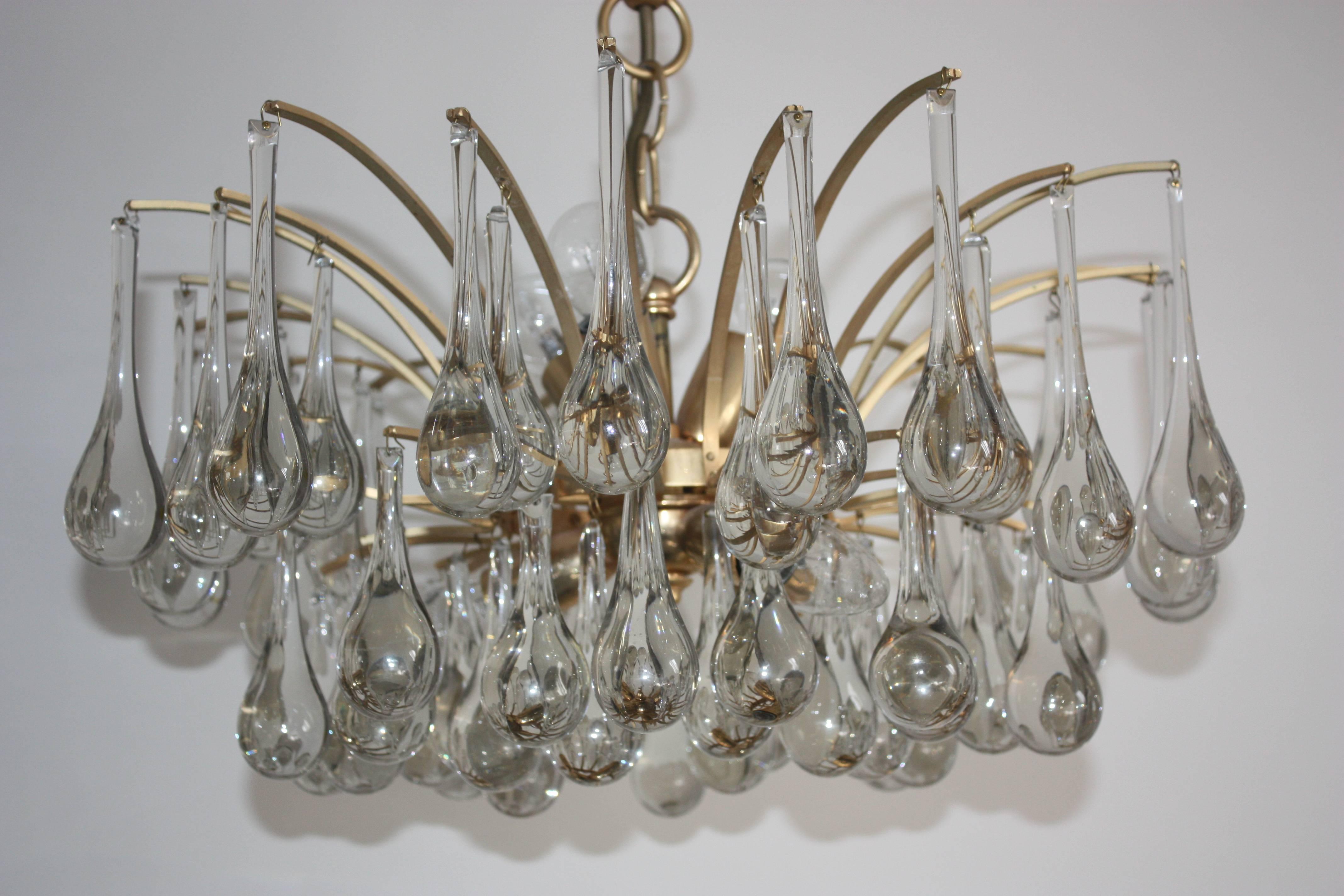 Clear Murano Glass and Brass Chandelier, circa 1970s Attr. by E.Palme  In Good Condition In Wiesbaden, Hessen