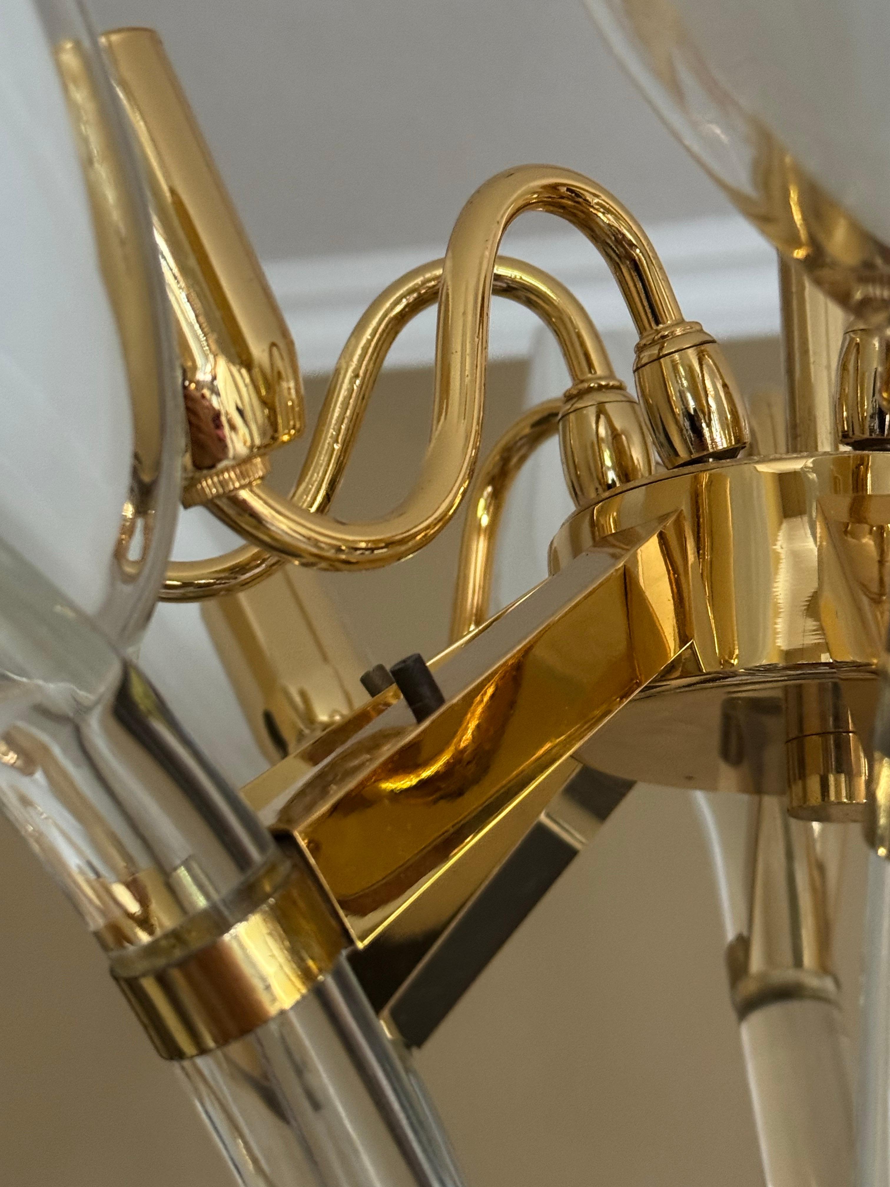 Grande lampadario in ottone e vetro di Murano di Franco Luce, circa anni '70 In condizioni ottime in vendita a Wiesbaden, Hessen