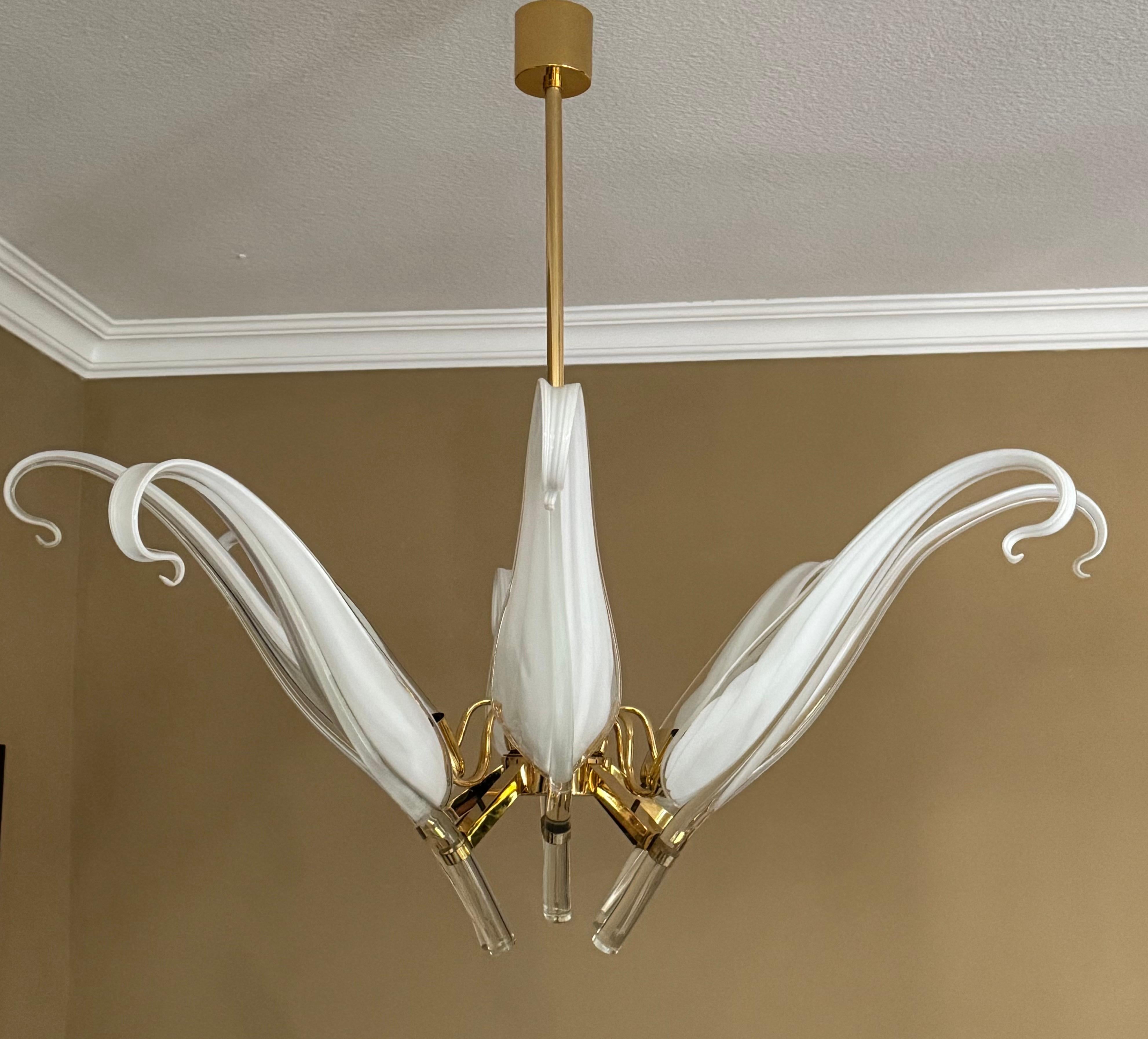Ottone Grande lampadario in ottone e vetro di Murano di Franco Luce, circa anni '70 in vendita