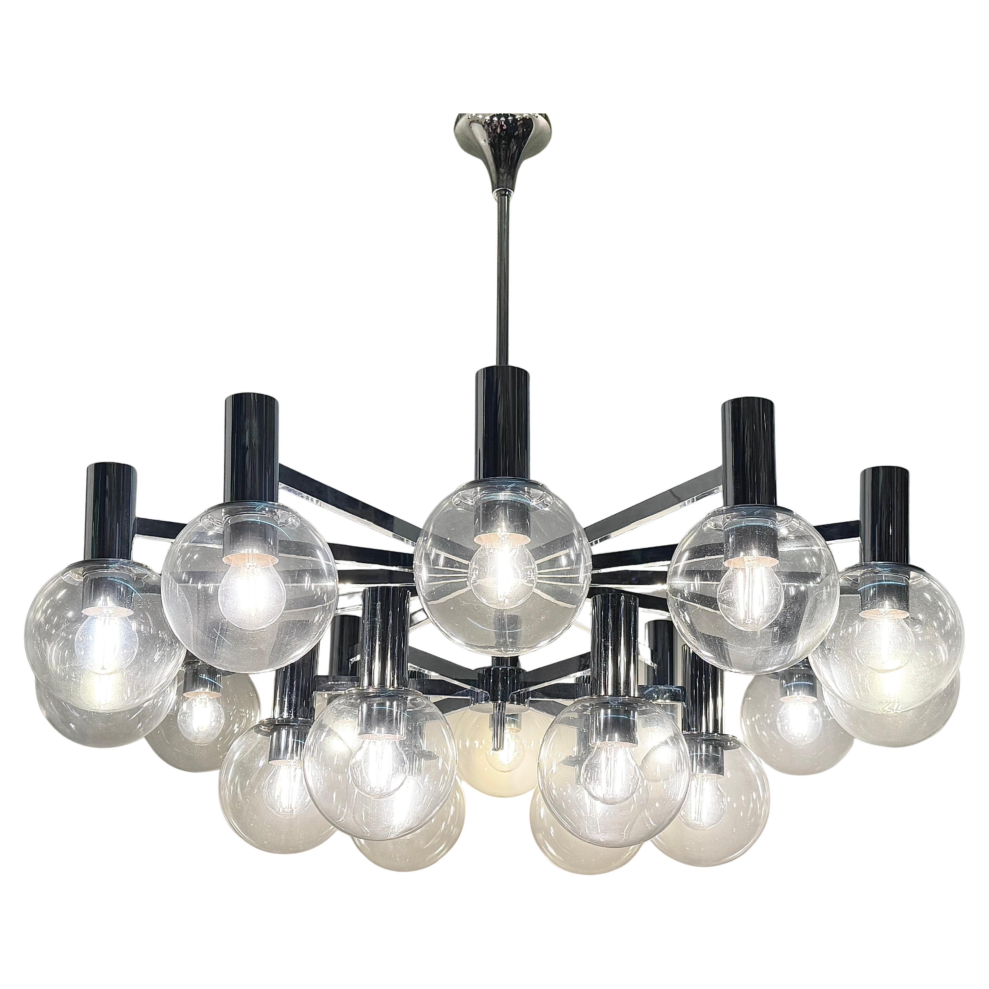 Coppia di lampadari a globo in vetro extra large di Glashütte Limburg, circa anni '70