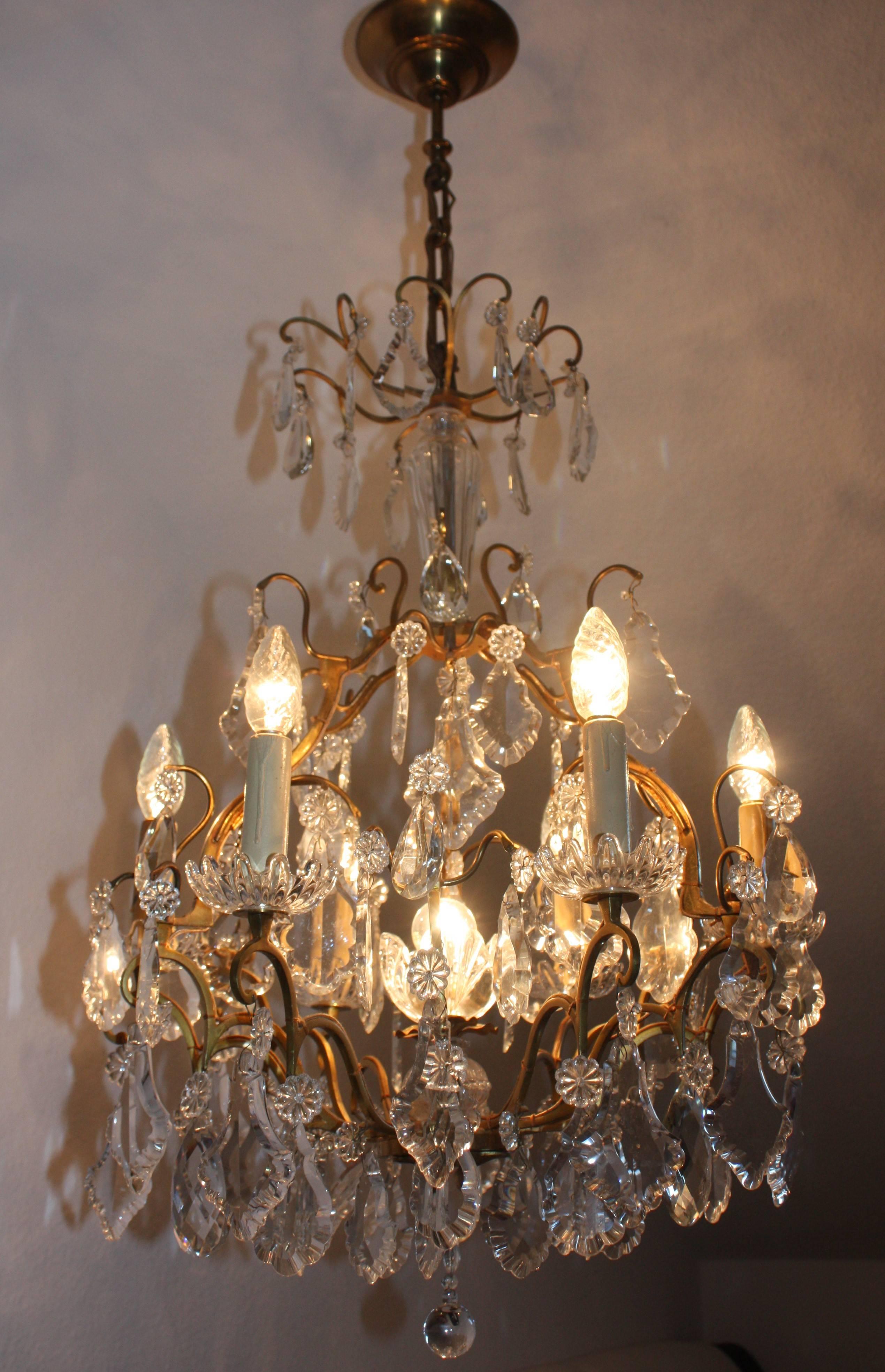 Wonderful French Crystal and gilt Brass Chandelier, France, circa 1960s 1