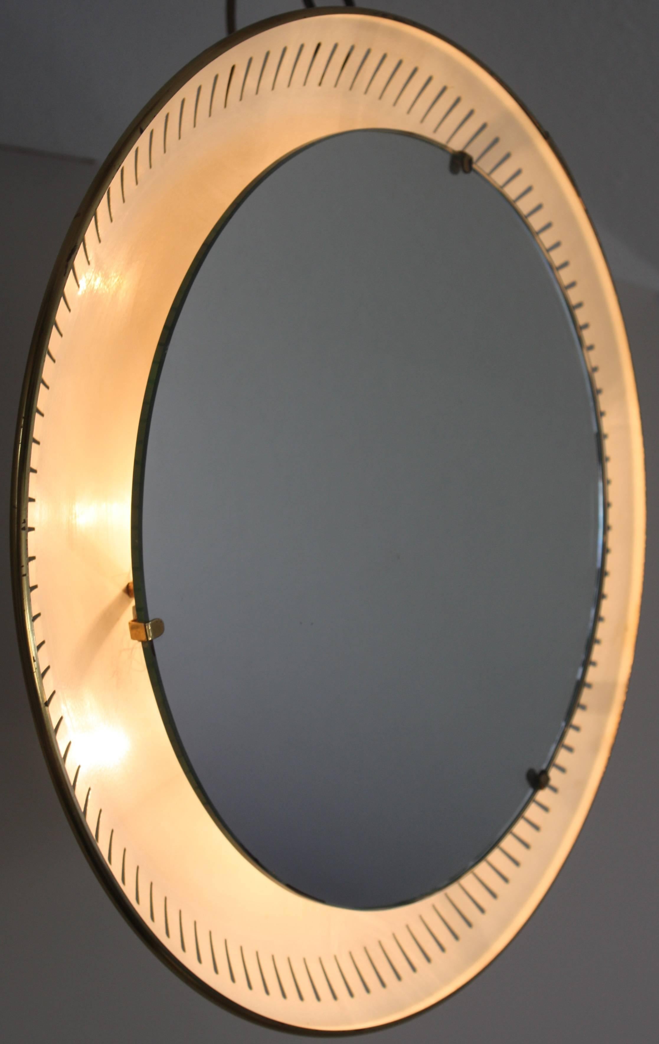 Lacquered Circular Round Mirror by Stilnovo, Italy, circa 1950s