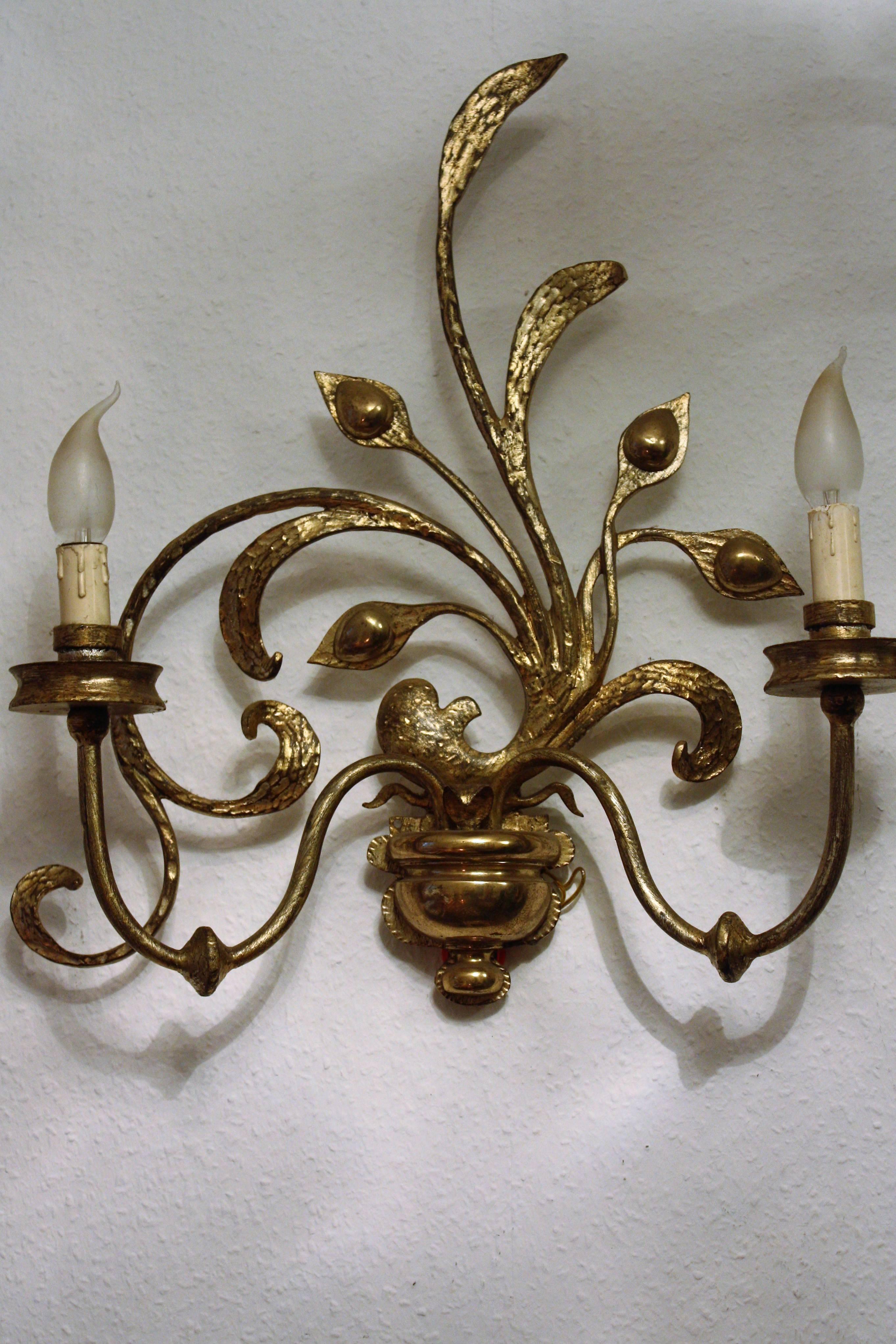Beautiful solid bronze and metal wall sconces in the Style of  Maison Bagues, Italy circa 1950s.
Socket: each two x Edison (E14) for standard screw bulbs.
Excellent condition. Rewired for US.