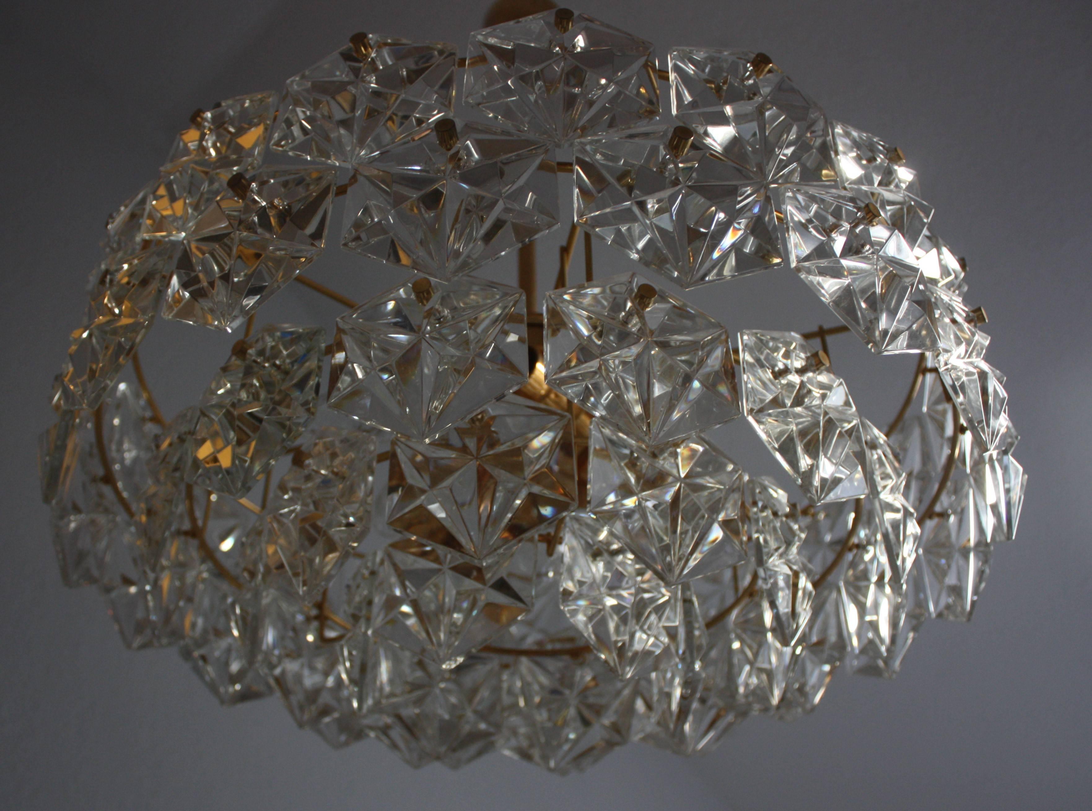 Large Kinkeldey Chandelier Royal Hexagonal Crystal and Gilt Brass, 1960s In Excellent Condition In Wiesbaden, Hessen