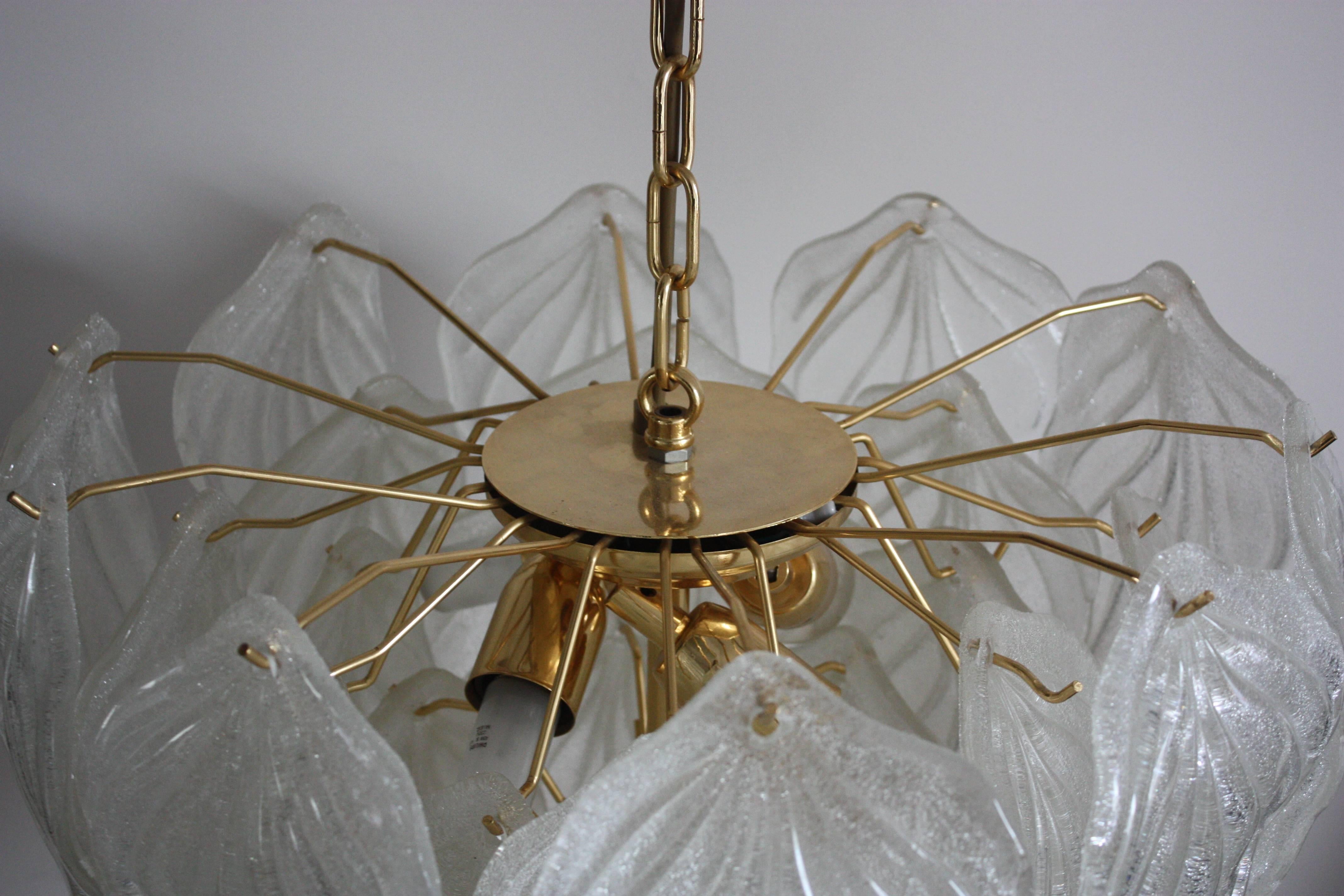 Late 20th Century Large Mid - Century Murano Glass Leaf Chandelier, Italy, circa 1970s