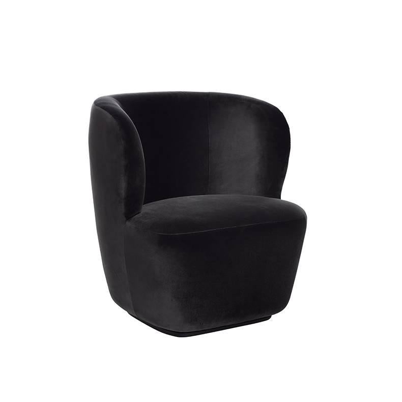 Contemporary Stay Lounge Chair in Cotton Velvet with an Optional Swivel In New Condition In Paris, FR