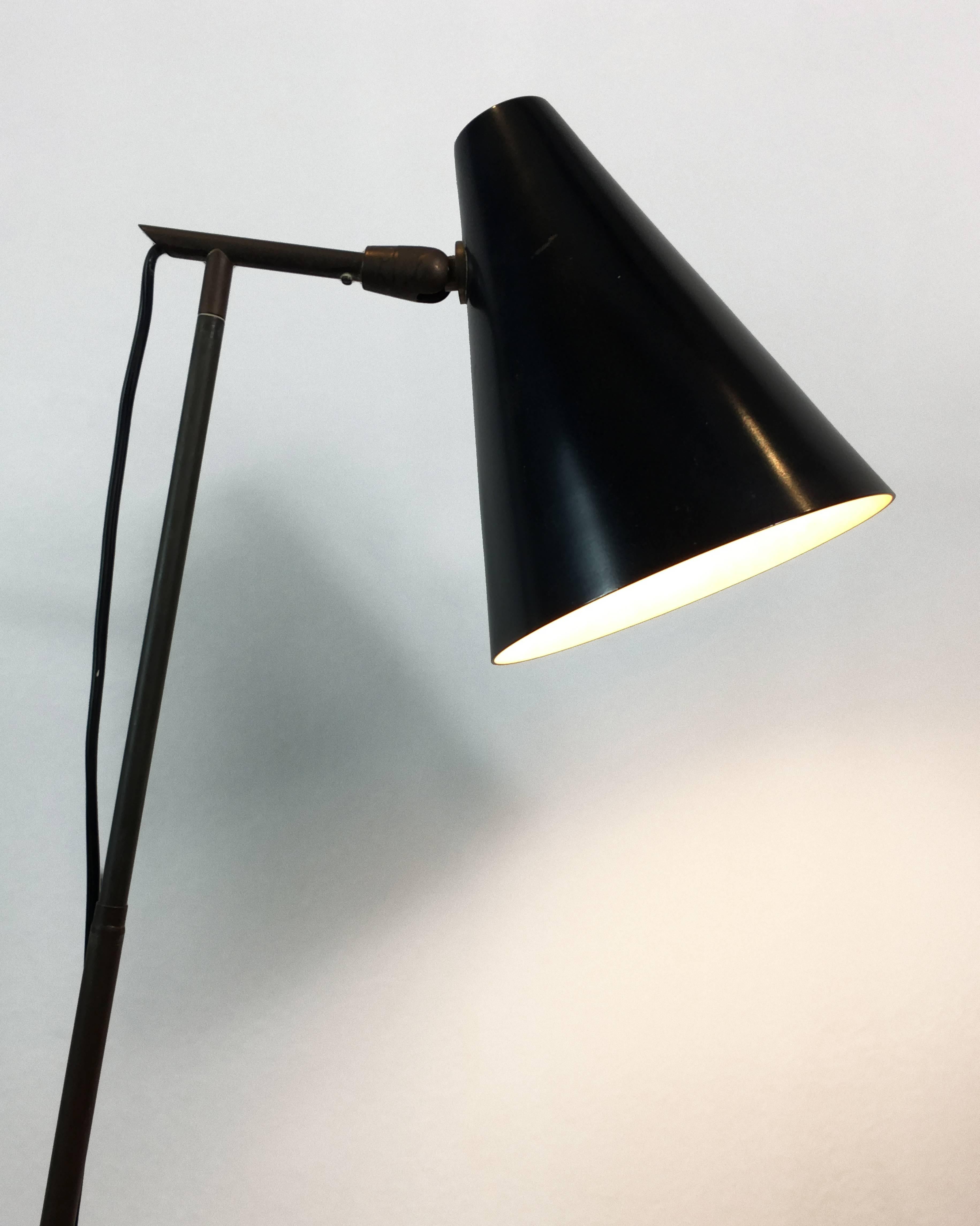 Italian Oluce Floor or Table Lamp by Giuseppe Ostuni