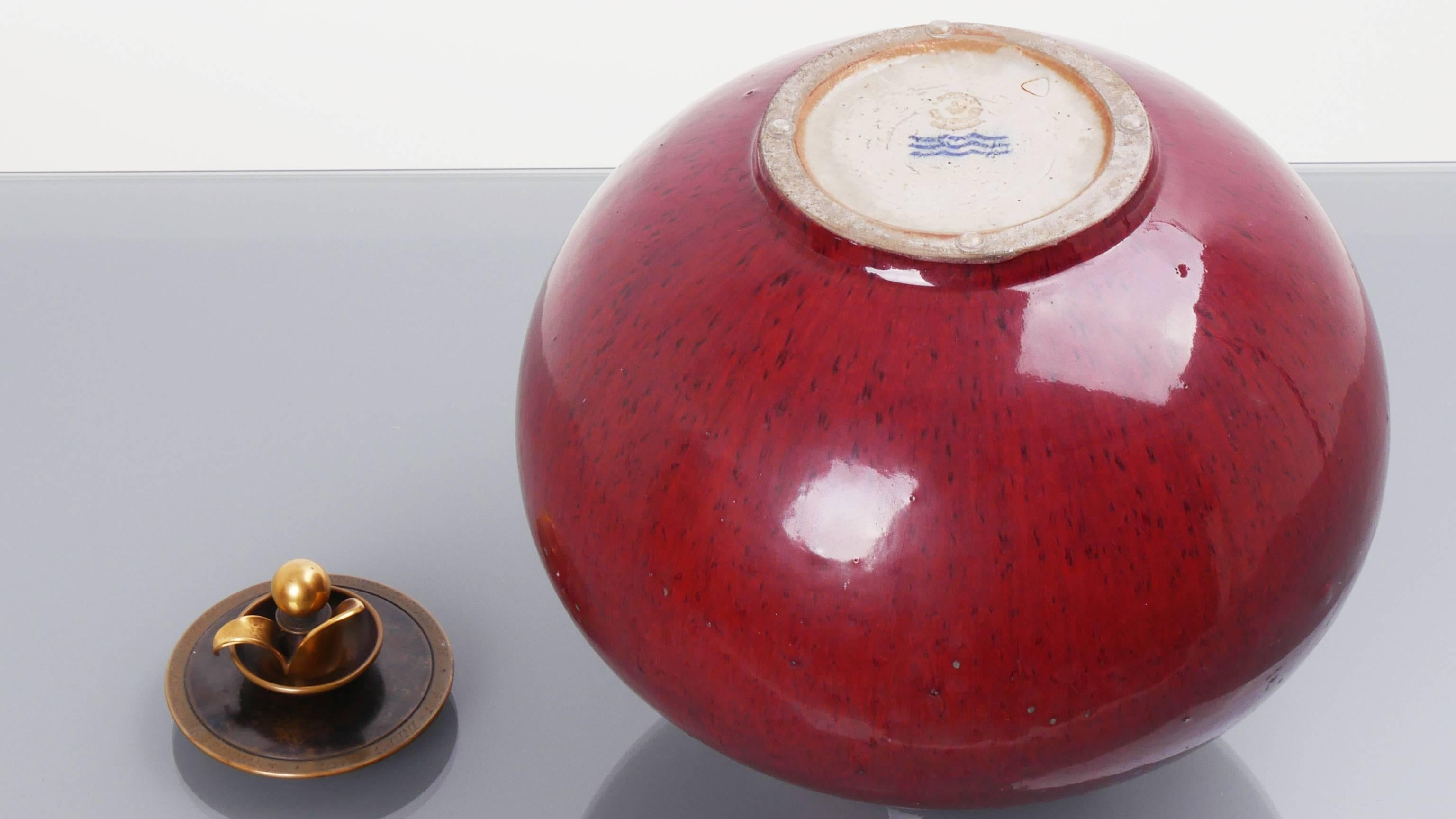 Knud Andersen and Carl Halier Large Oxblood Lidded Jar, 1948 In Excellent Condition In Paris, FR