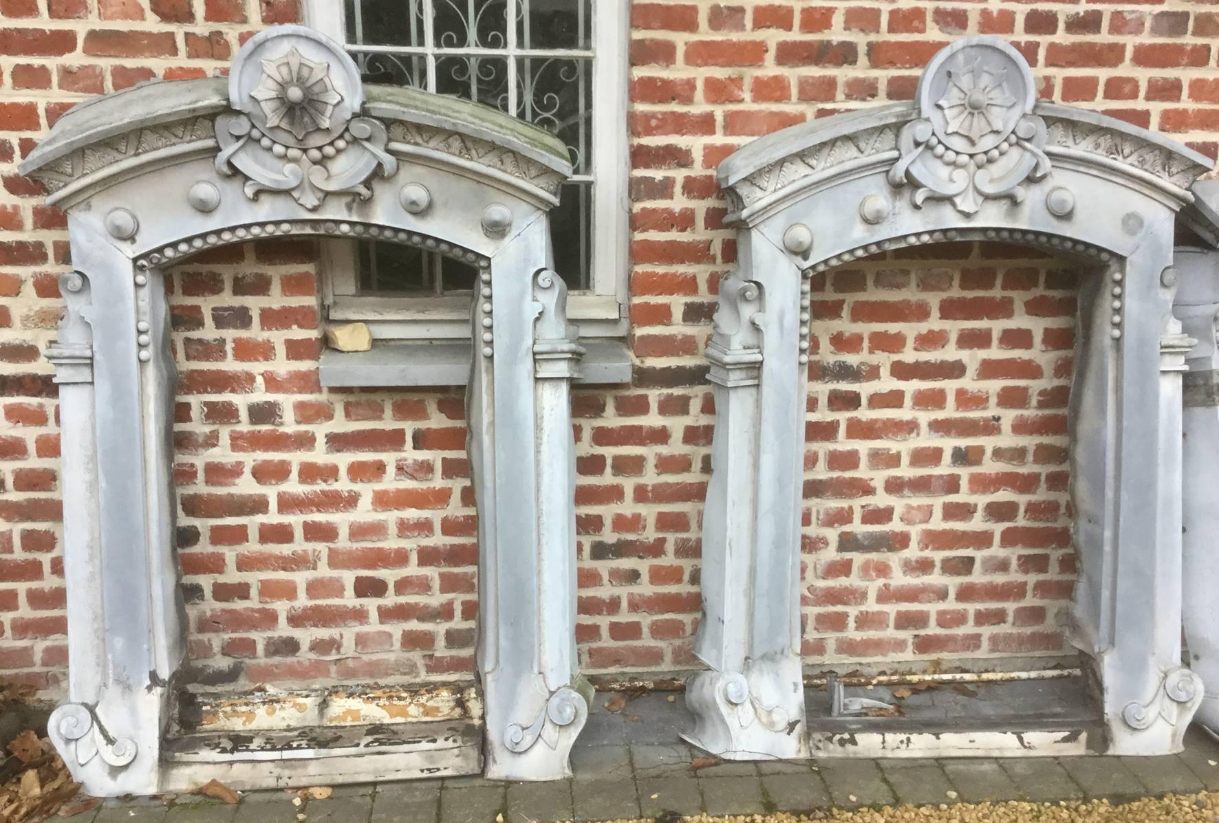 French elegant 19th century castle, rare four zinc windows frame, two in a good condition, and the two others can be restored or put together to make a 3rd good one.



They can be easily and beautifully transformed in Impressive Huge Wall