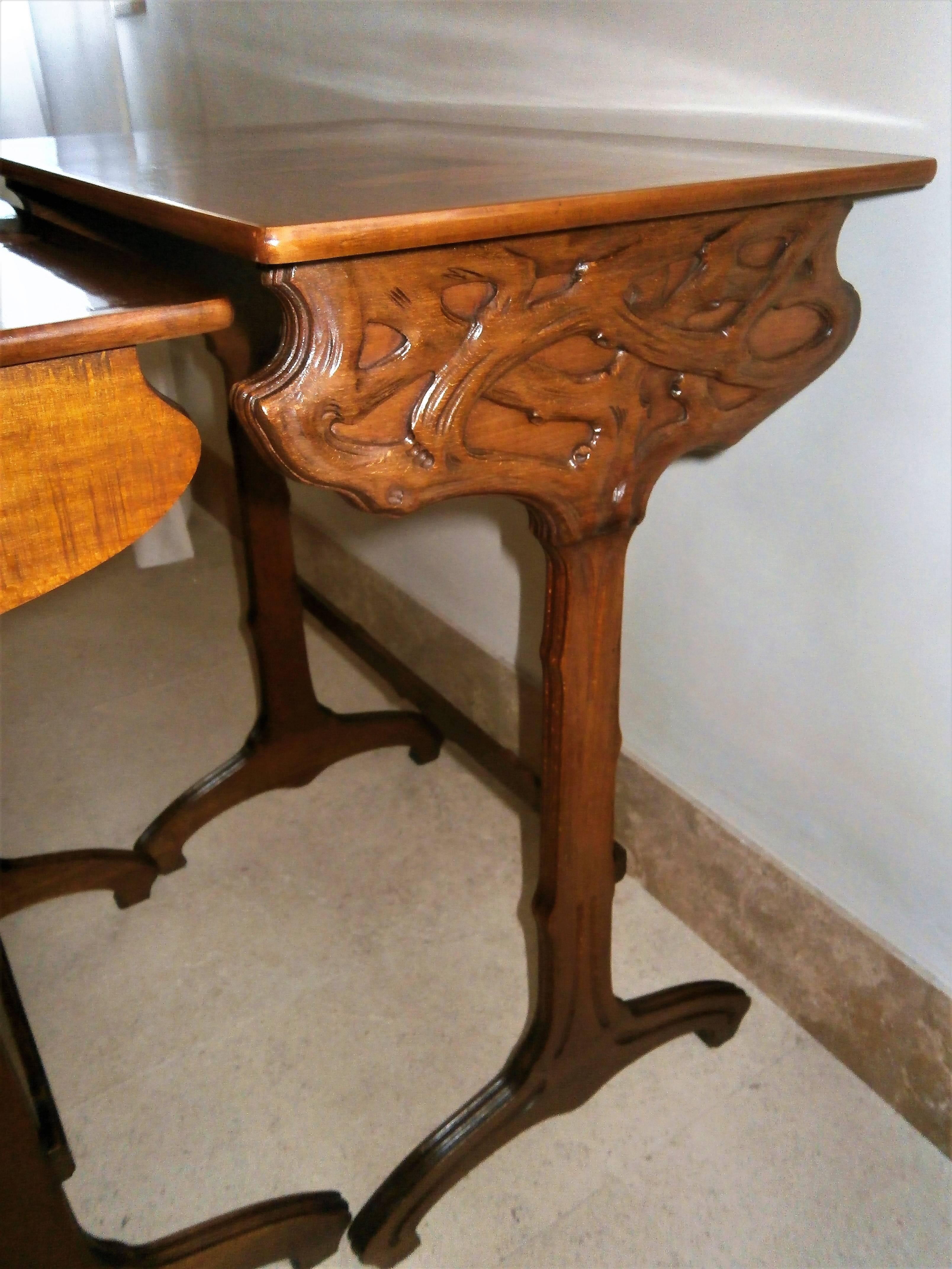 Stunning Art Nouveau Marquetry Nesting Tables Signed by Gallé 1