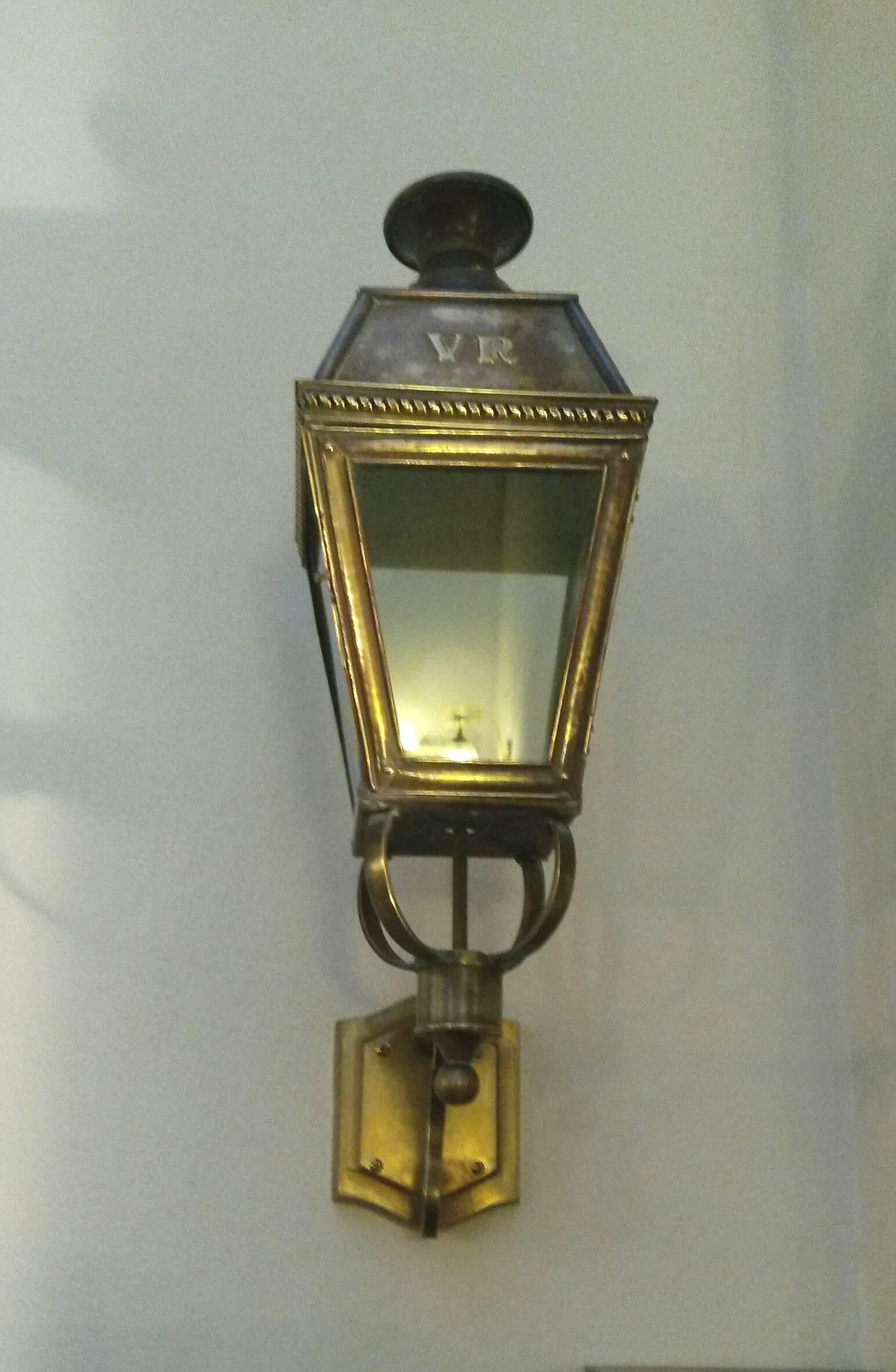 British Pair of large 19th Century English Lanterns style Wall Lights Sconces 