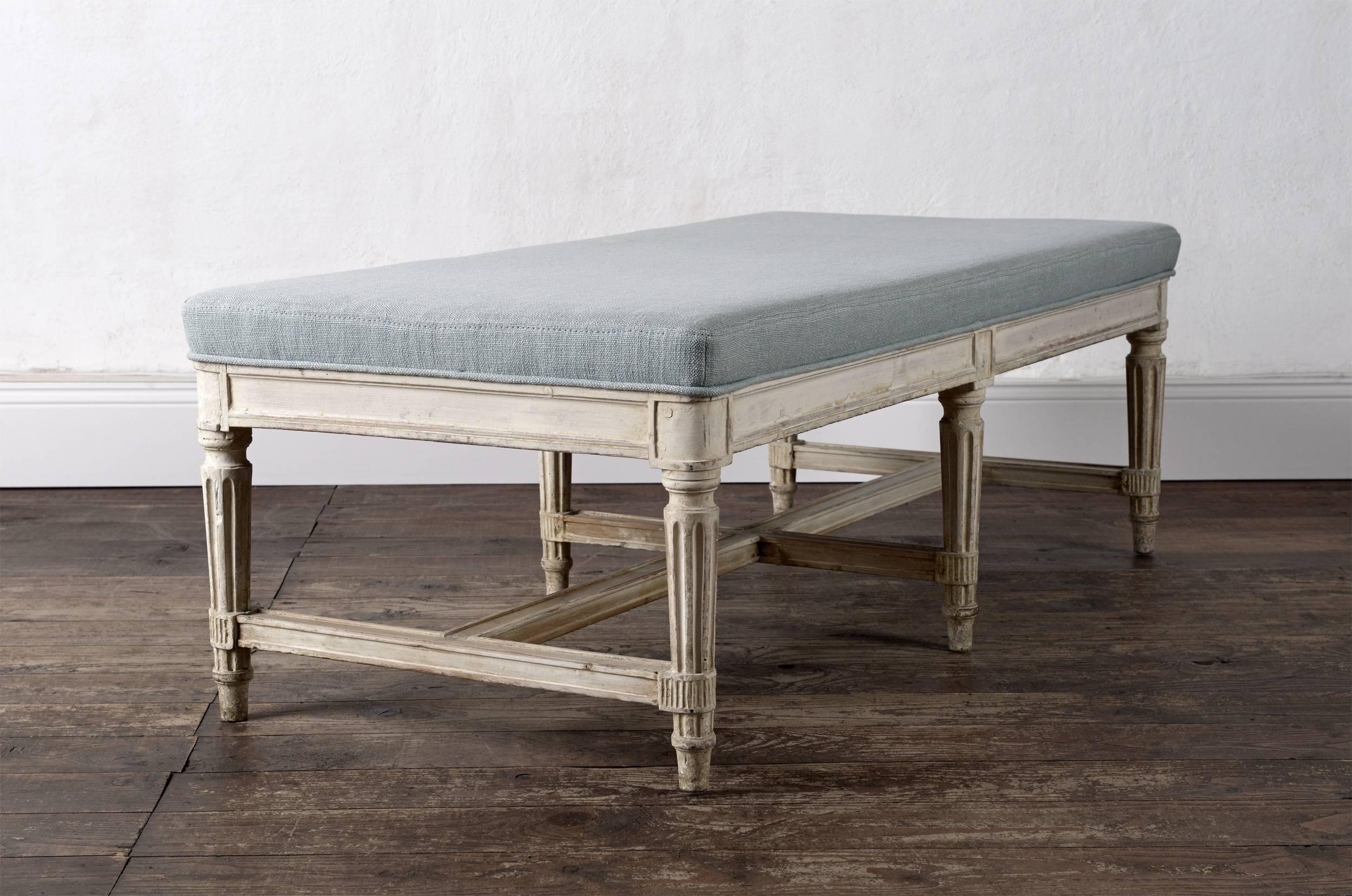 18th Century and Earlier Louis XVI Banquette in Original Paint, Signed with Royal Provenance, circa 1787