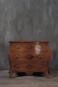 Swedish Period Baroque "Bombée" Chest of Drawers, circa 1750