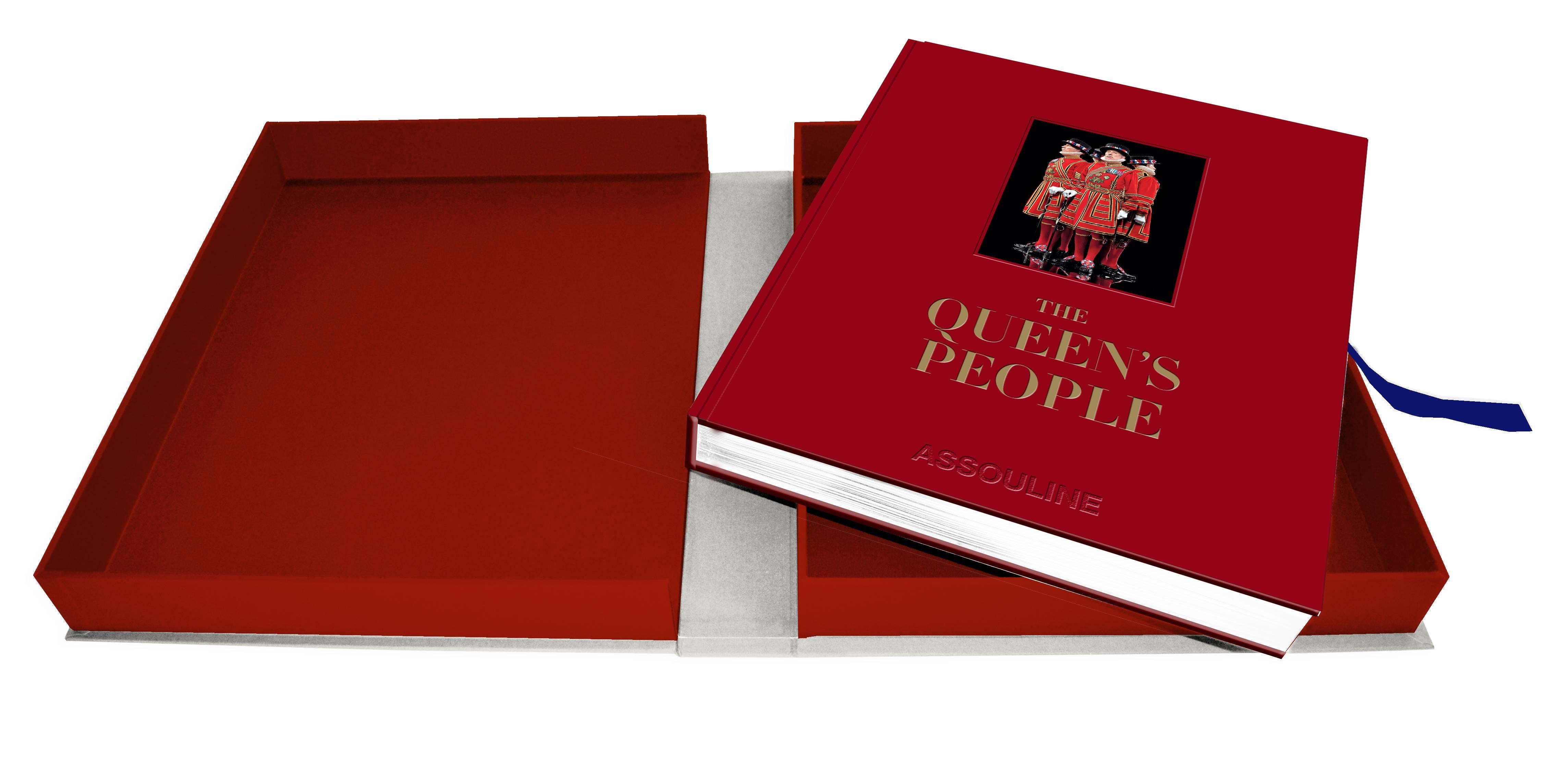 The British monarchy’s rich and storied heritage has been preserved for centuries, and The Queen’s People, made with Royal Household approval, presents a magnificent collection of photography that brings Queen Elizabeth II and important members of