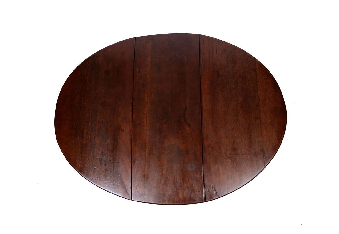 18th century drop leaf table