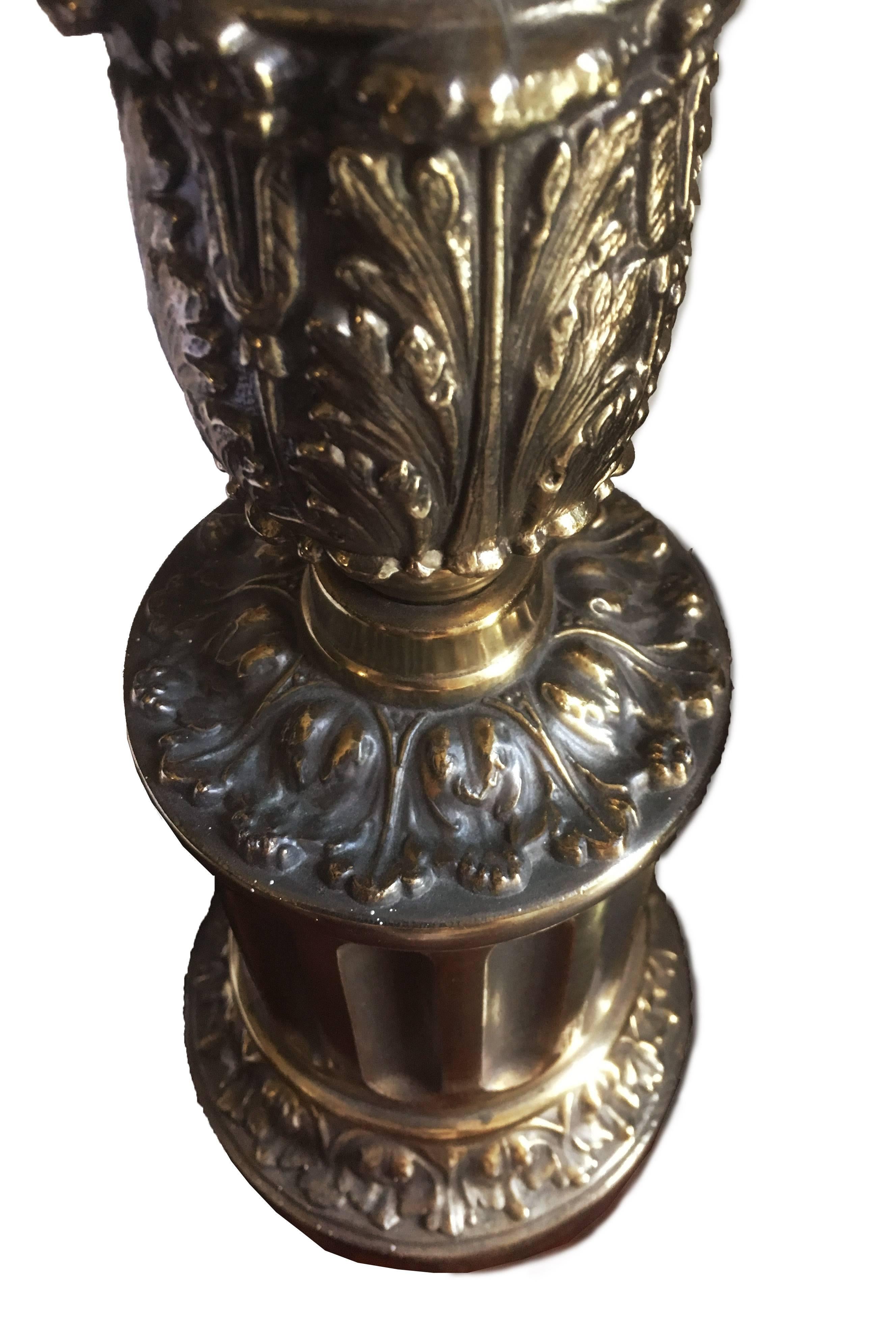 American Hollywood Regency Table Lamp with Acanthus Baluster Base and Bouilotte Shade For Sale