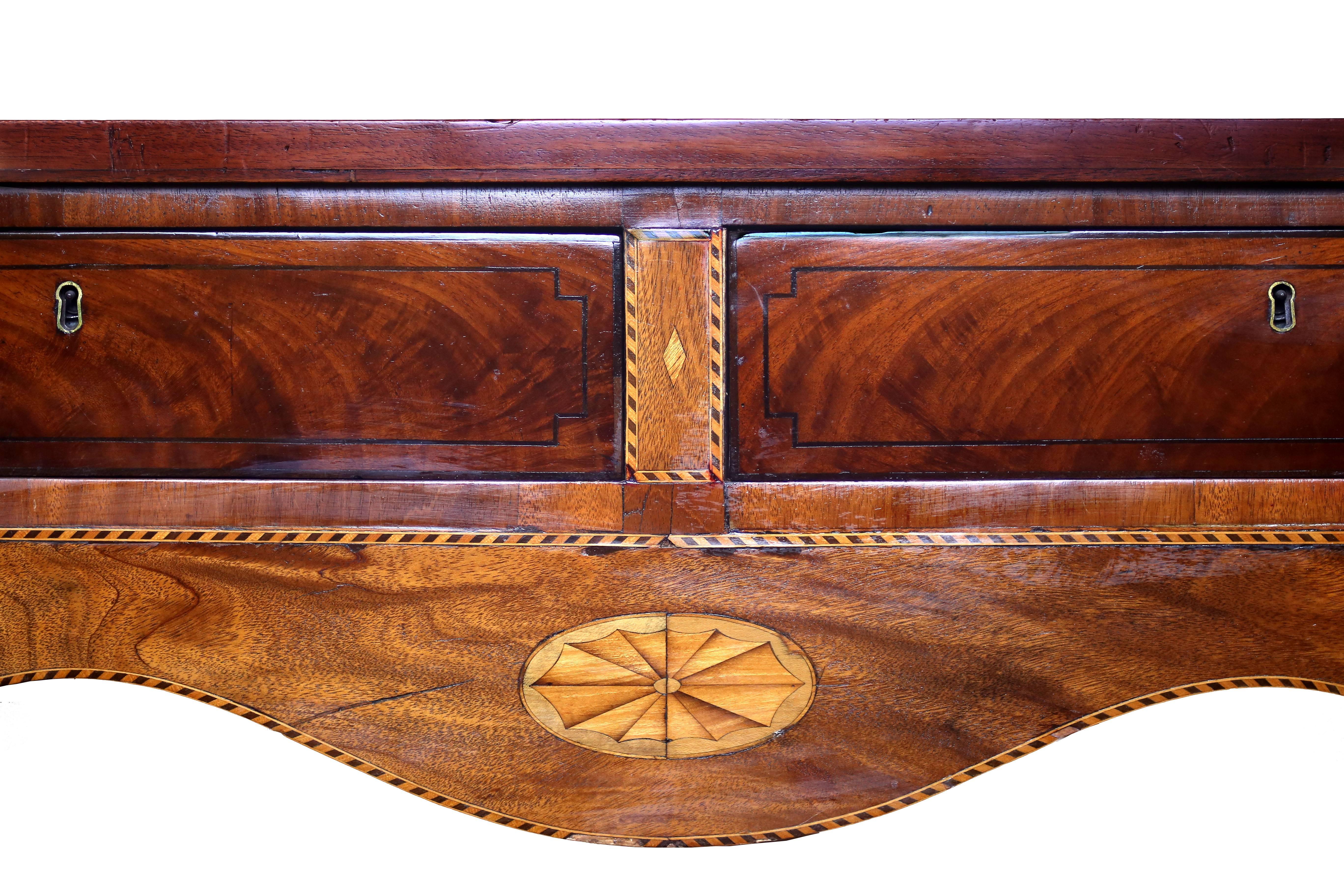 18th Century Scottish Hepplewhite Mahogany Inlaid Sideboard In Good Condition In Brooklyn, NY