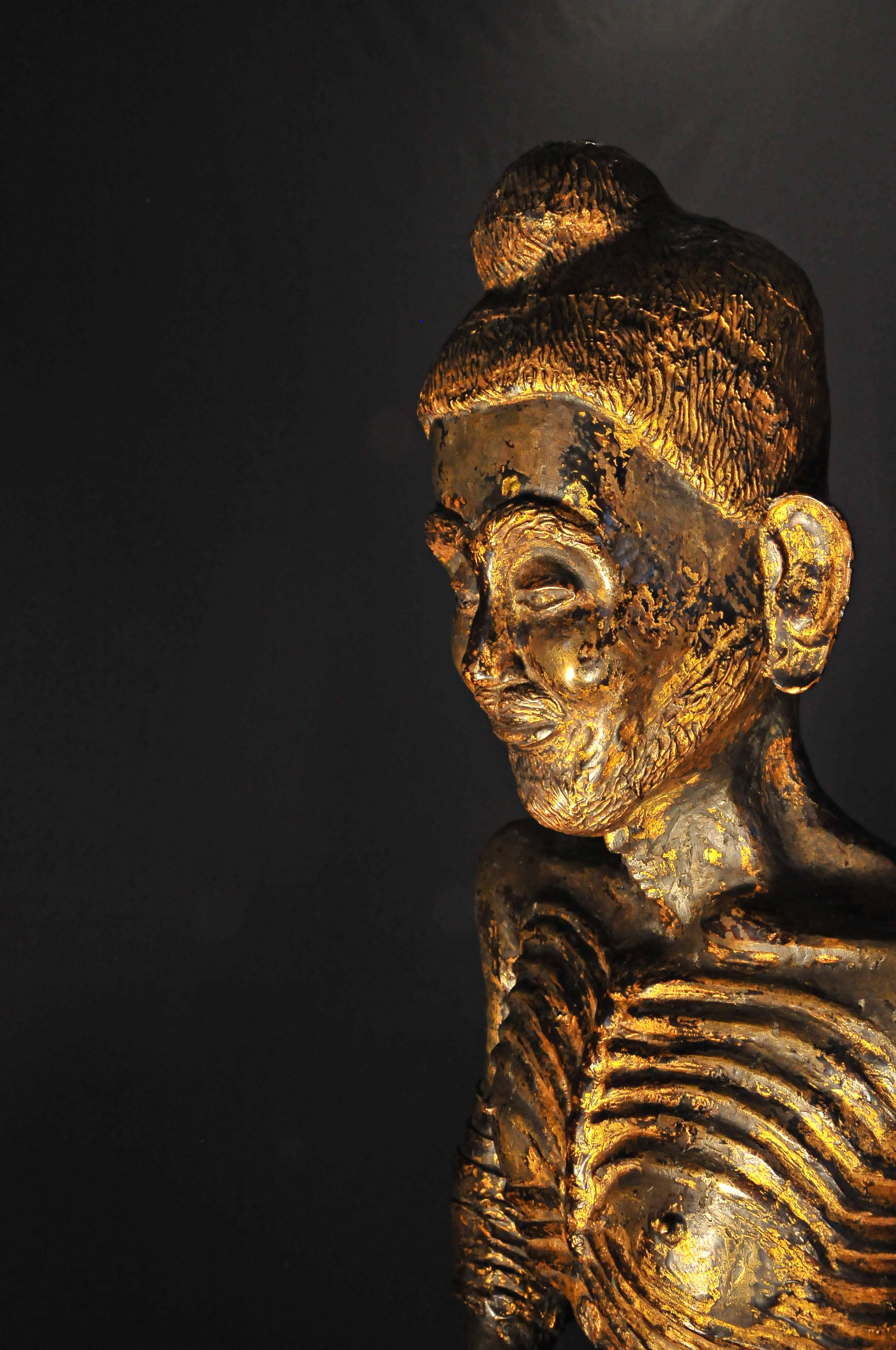 Early 18th Century, Gilt Bronze Vajrasana Fasting Buddha in Dhyana Mudra, Thai For Sale 1